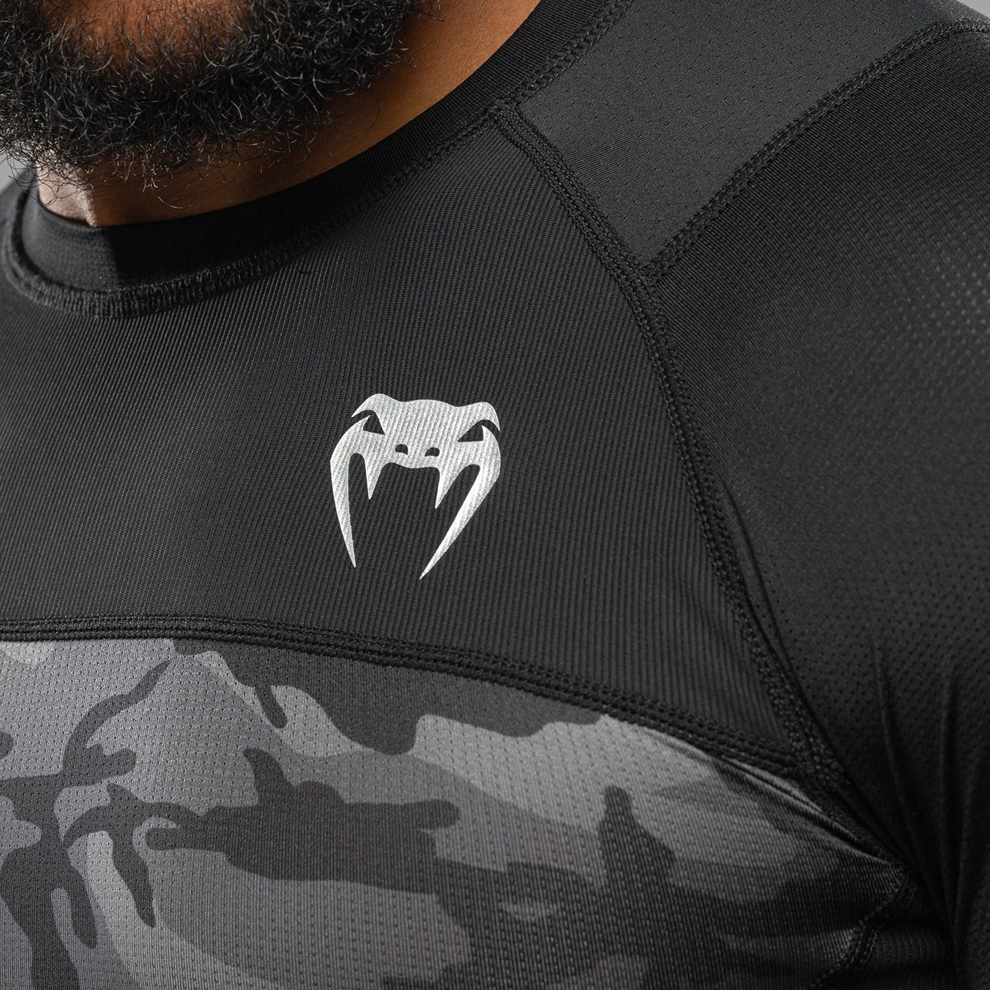 Venum x Polaris Camiseta de Manga Larga Rashguard - Negro/Gris Tormenta