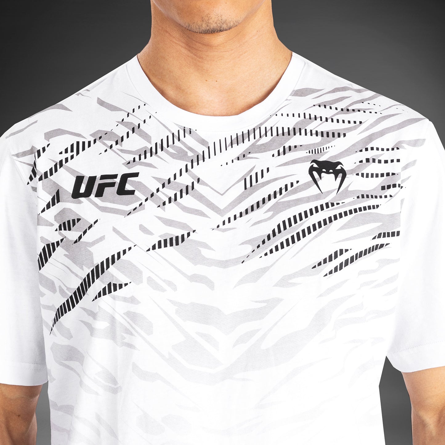 UFC Fusion by Venum Replica Camiseta de Manga Corta para Hombre - Blanco