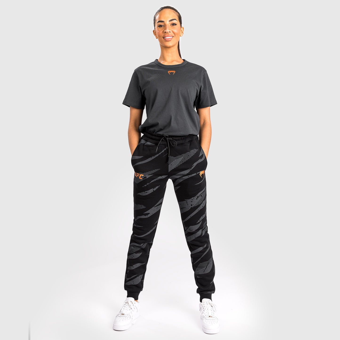 UFC Adrenaline By Venum Fight Week Pantalón de Algodón para Mujer - Urban Camo