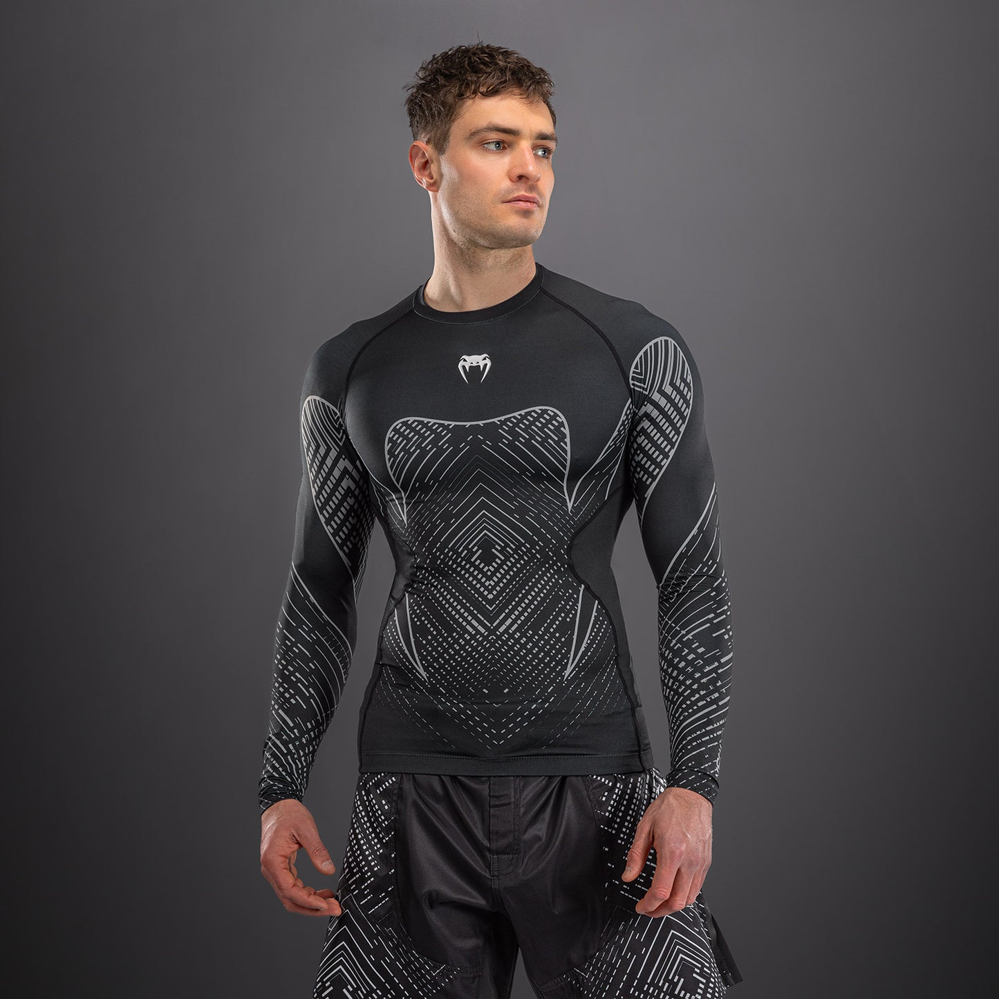 Venum Midnight Fury Rashguard Manga Larga – Negro/Gris/Plata