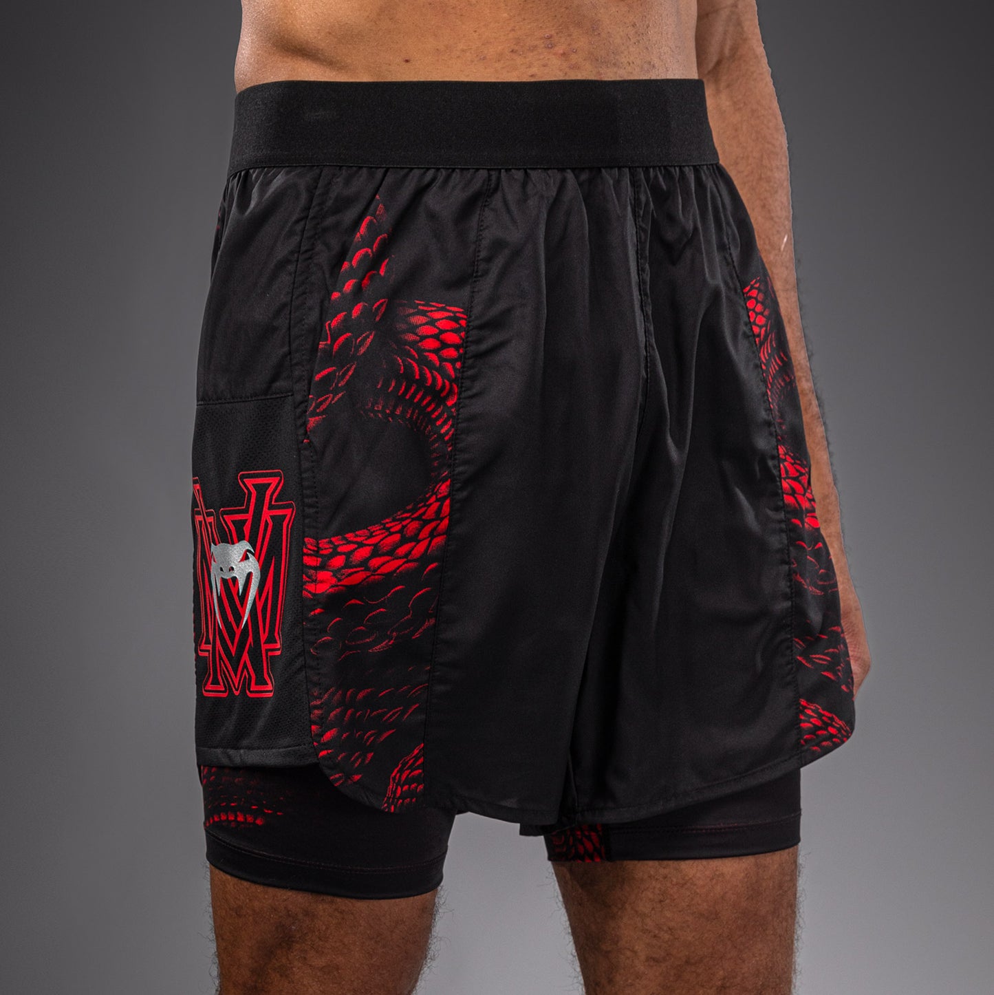 Venum Matupa Short de Entrenamiento - Negro/Rojo/Plata
