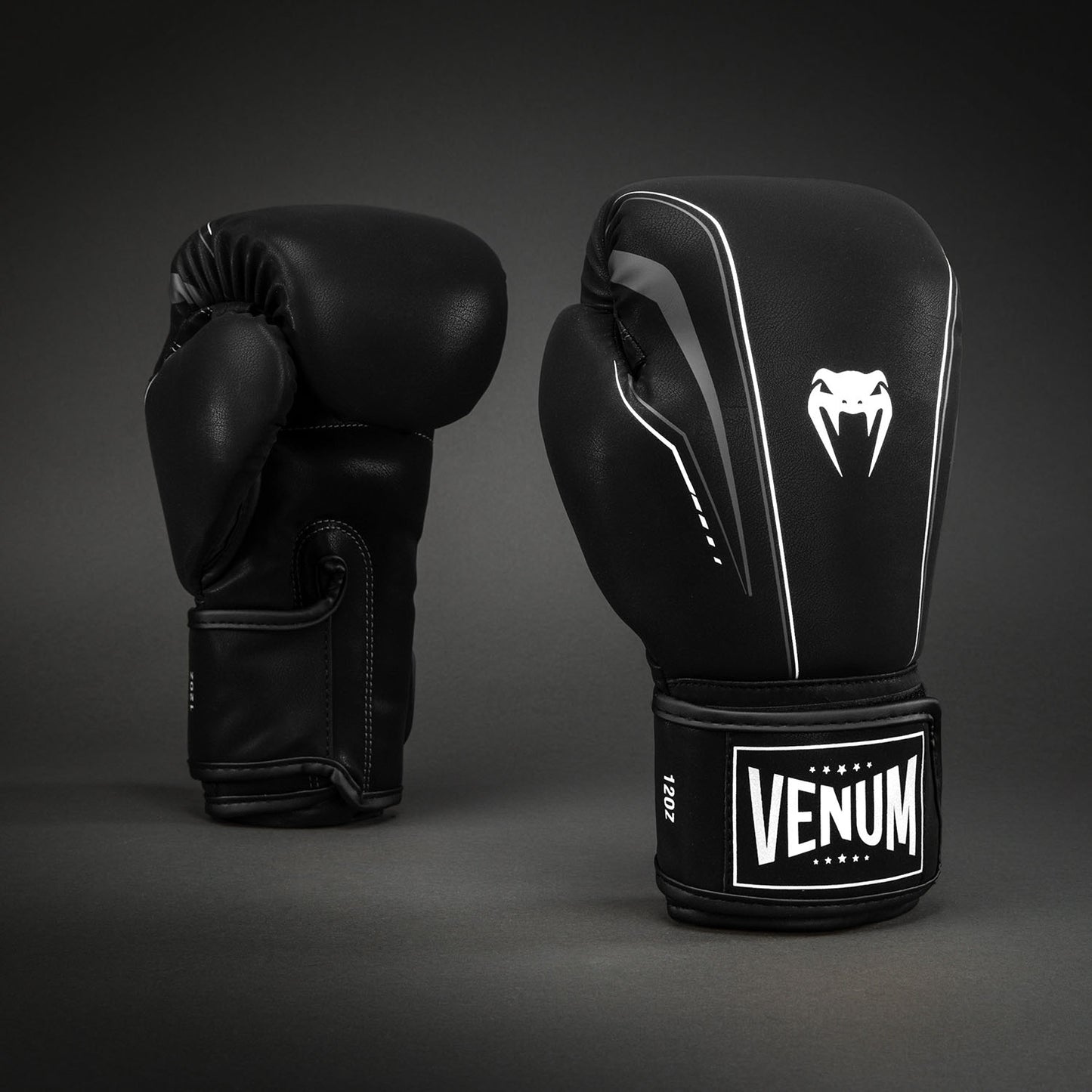Venum Streamline Guantes de Boxeo – Negro/Blanco