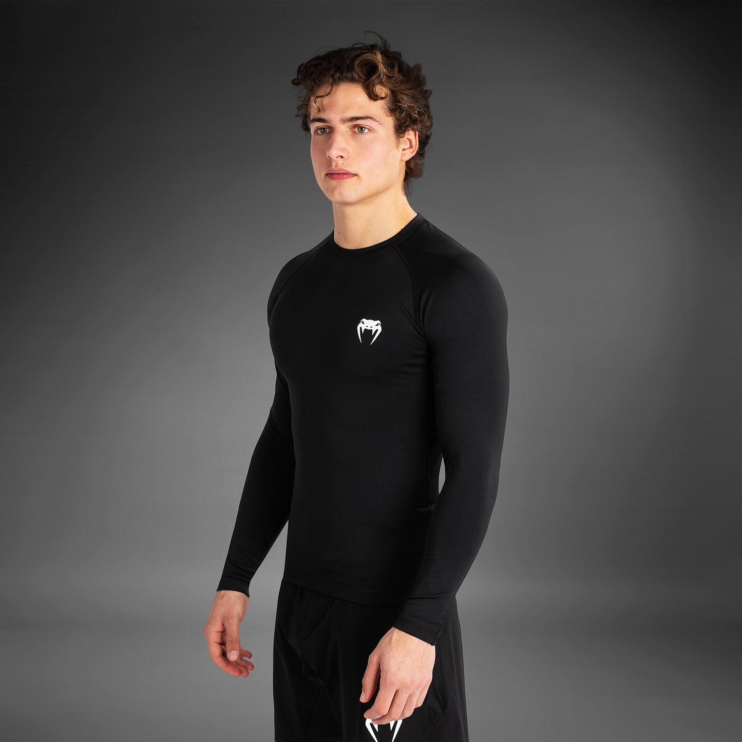 Venum Contender Lycra de manga larga para hombre - Negra/Blanca