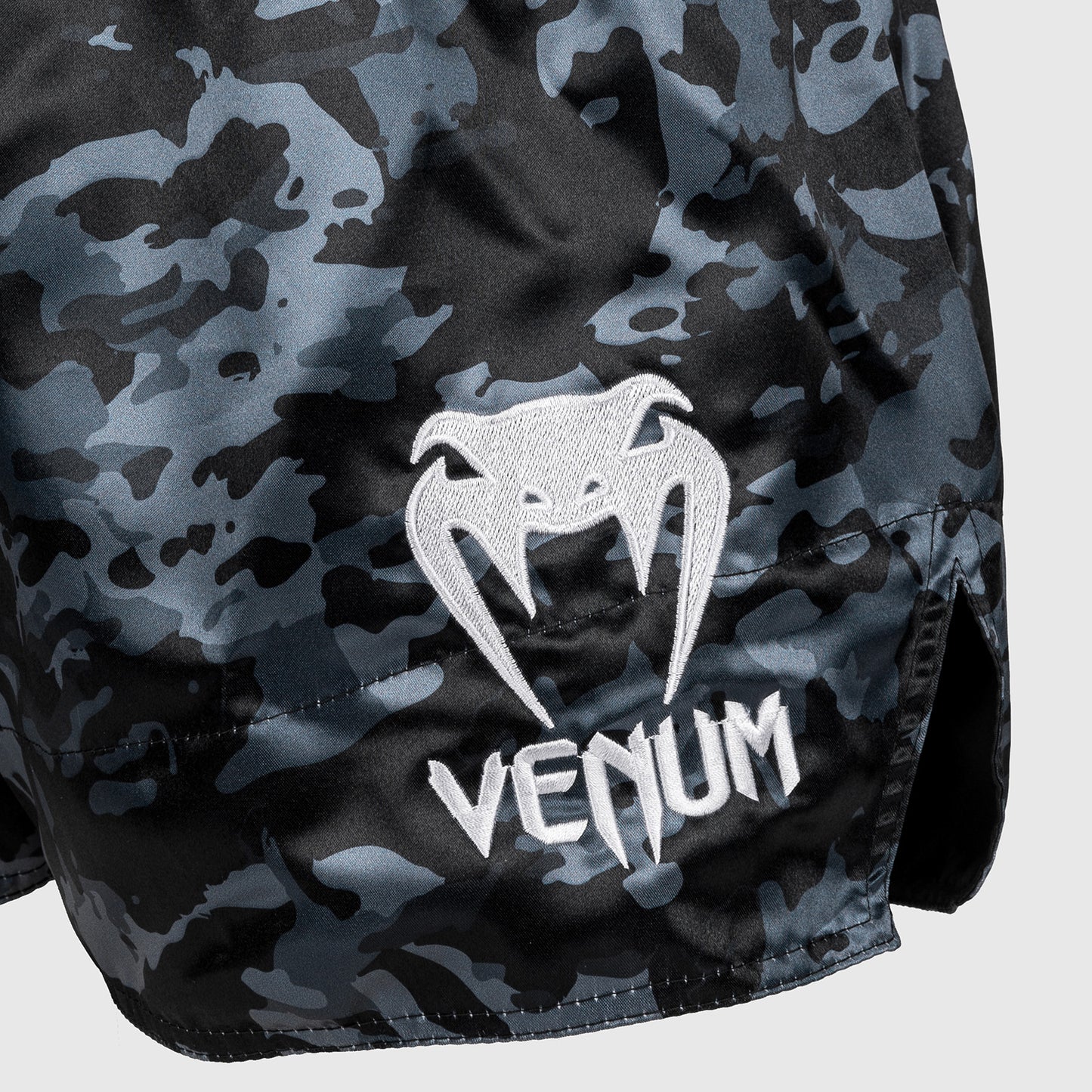 Venum Classic Pantalones cortos de Muay Thai - Dark Camo