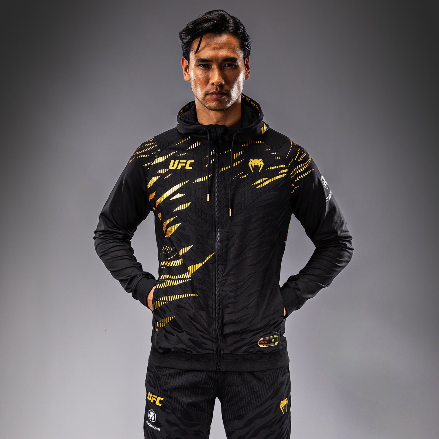 UFC Fusion by Venum Authentic Fight Night Sudadera con Capucha para Hombre - Champion