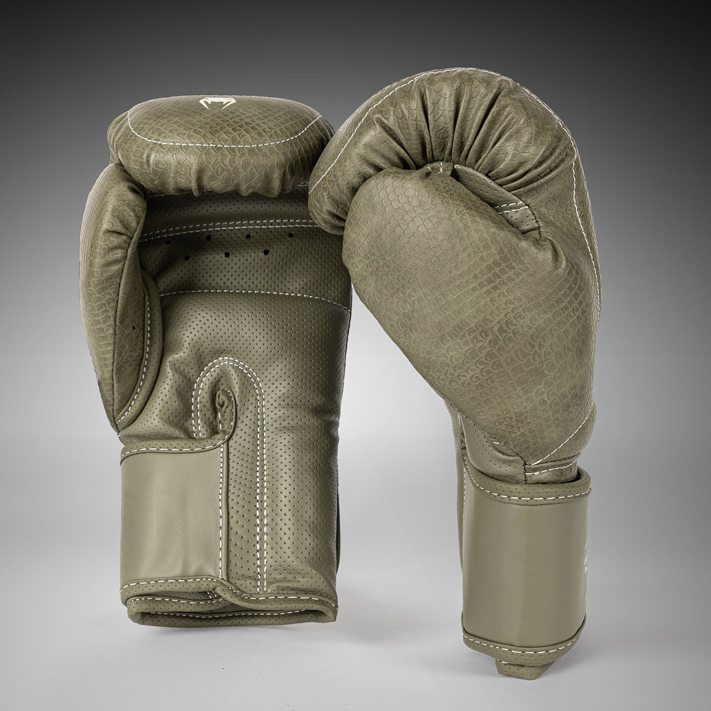 Venum Impact Evo Scales Guantes de Boxeo – Verde Ejército