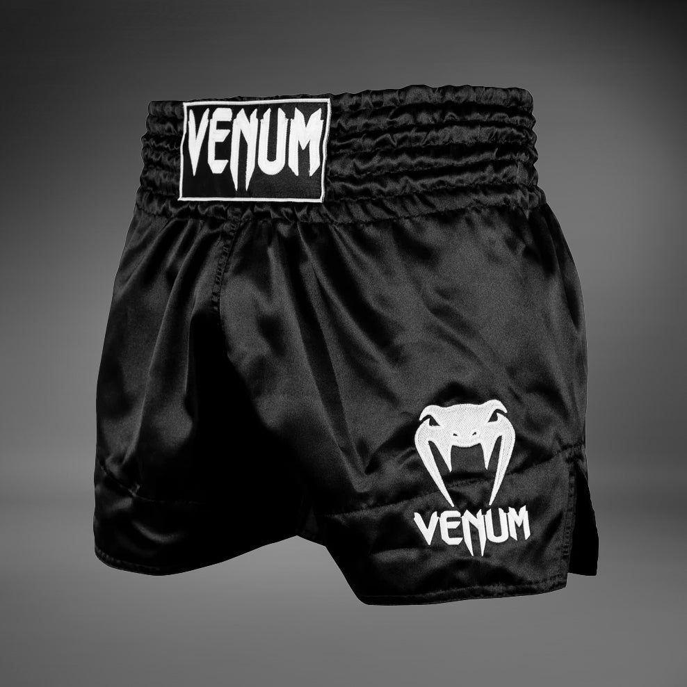 Venum Classic Short de Muay Thai - Negro/Blanco