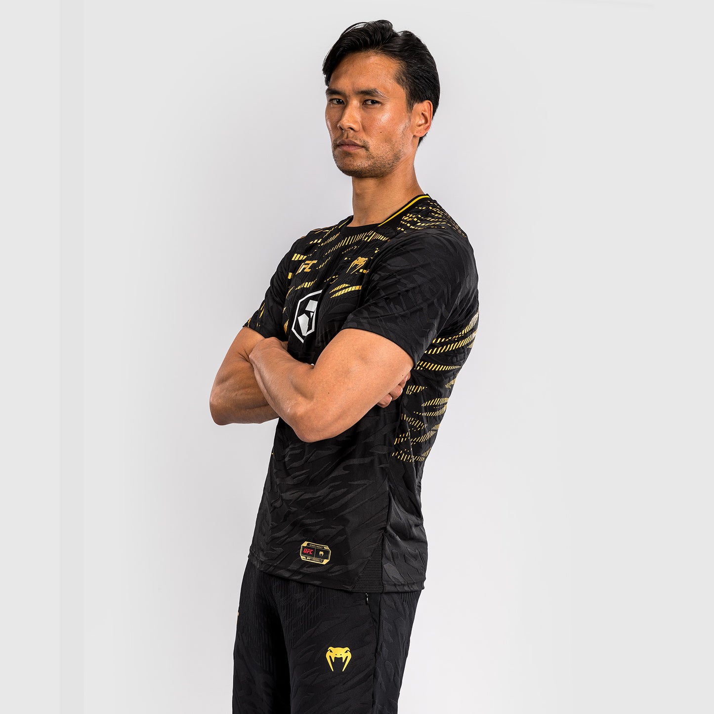 UFC Fusion by Venum Personalizados Authentic Fight Night Camiseta de Salida para Hombre - Campeón