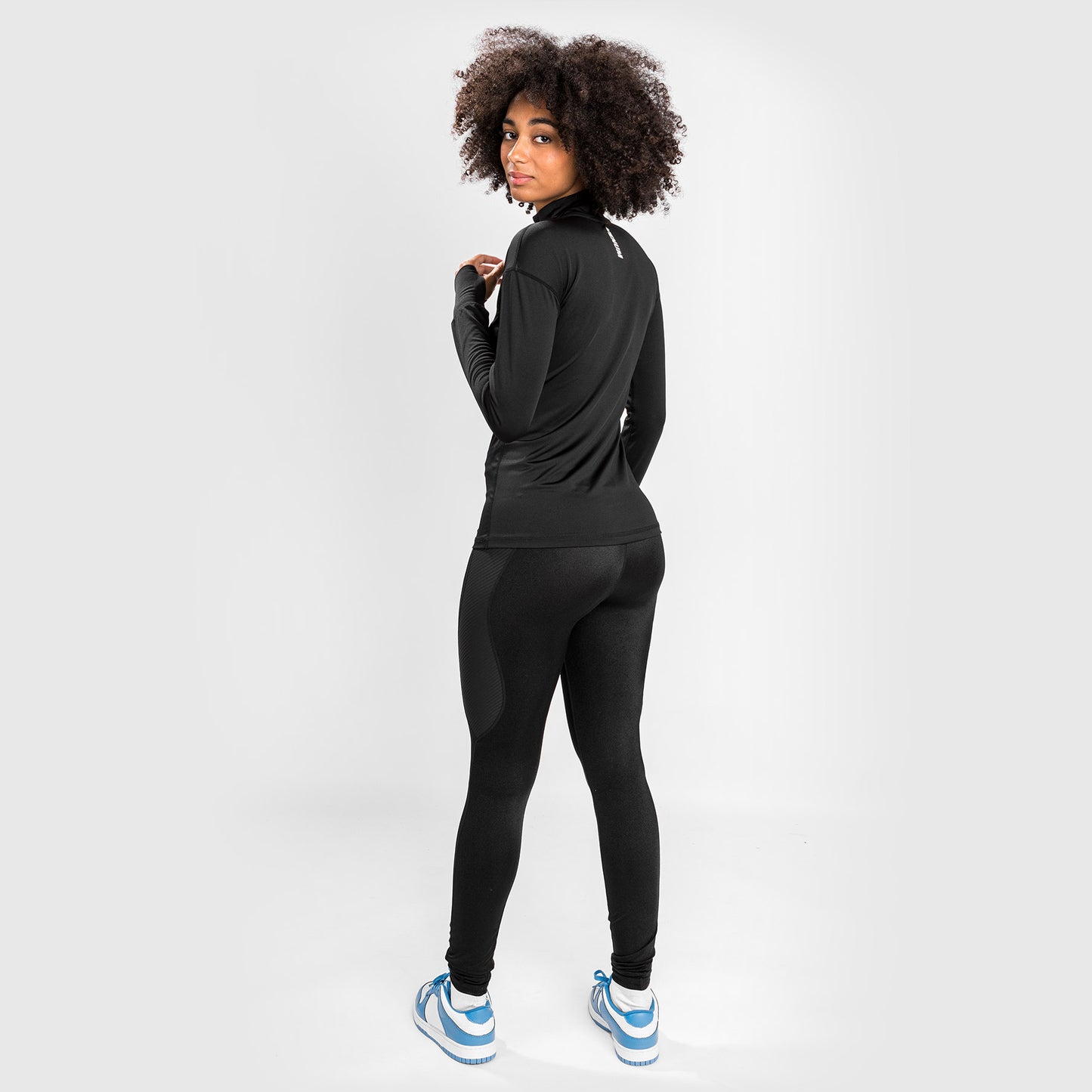 Top Capa Base Venum Essential - Negro