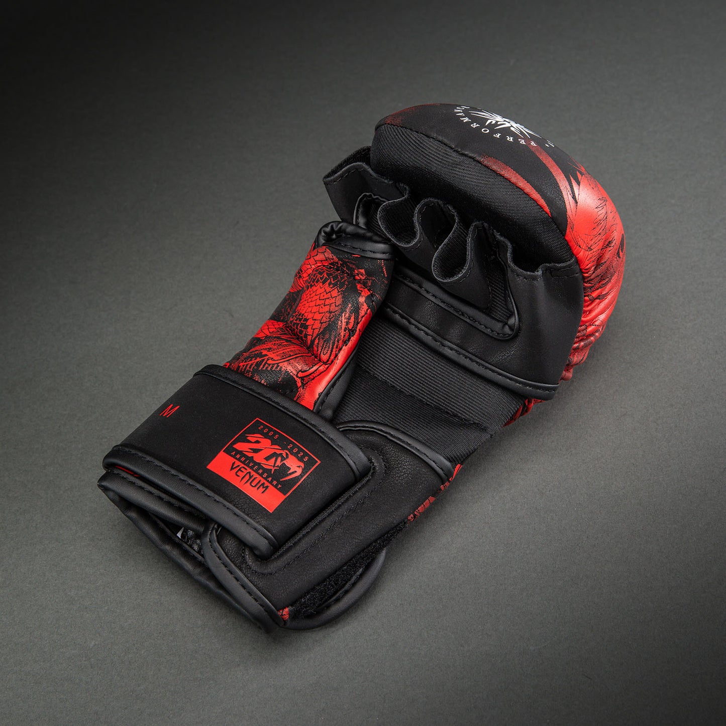Venum 20th Anniversary Guantes de Sparring - Negro/Rojo
