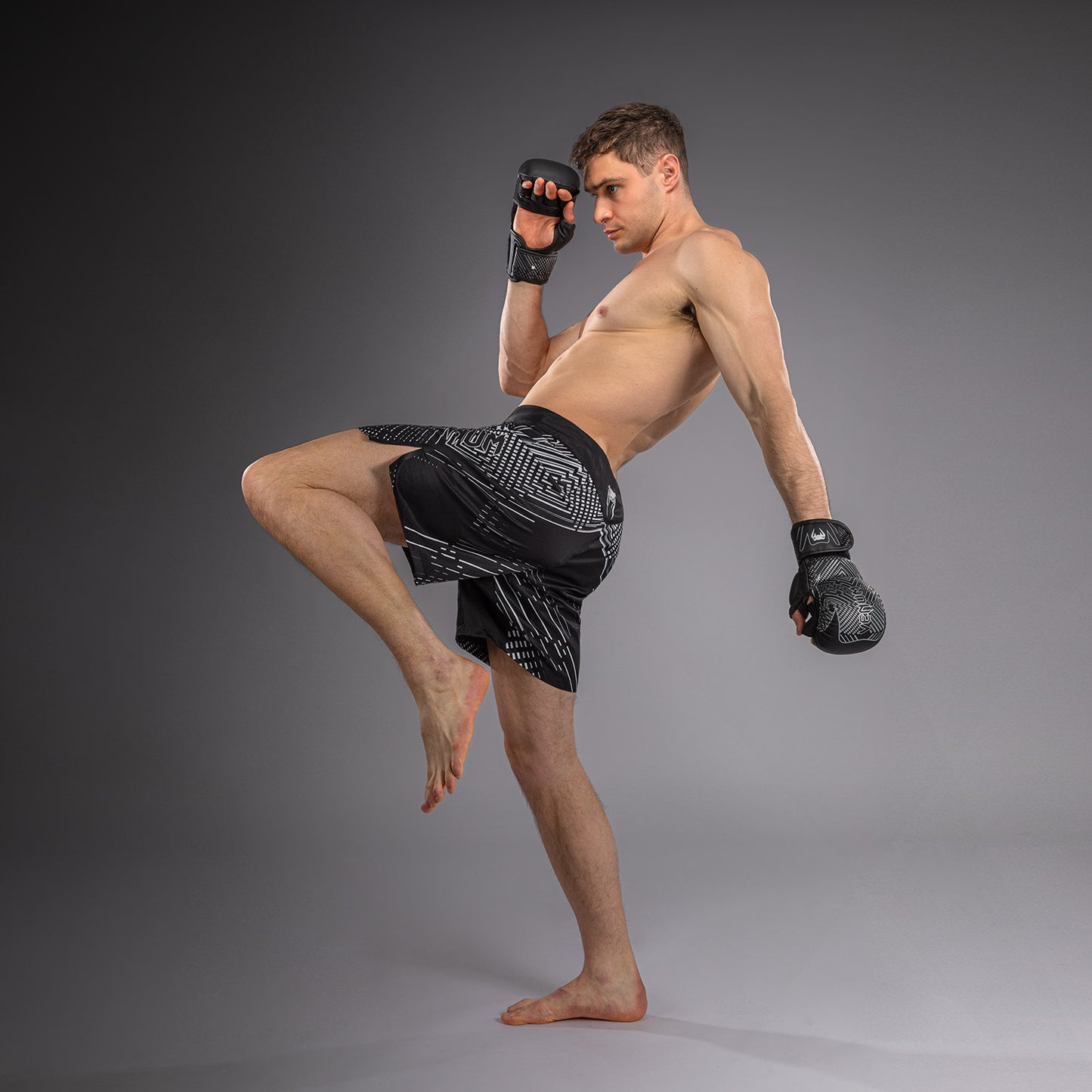 Venum Midnight Fury Short de Combate – Negro/Gris/Plata