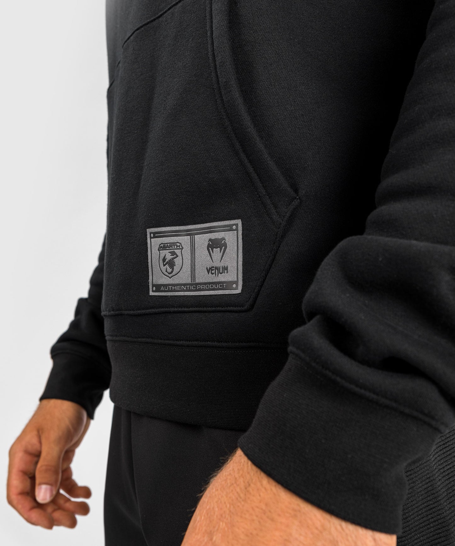 Sudadera Venum Abarth #1 - Negro/Oro