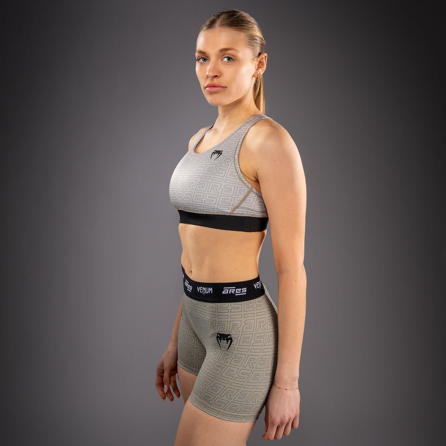 Venum Ares 2.0 Short de Entrenamiento Para Mujer – Arena