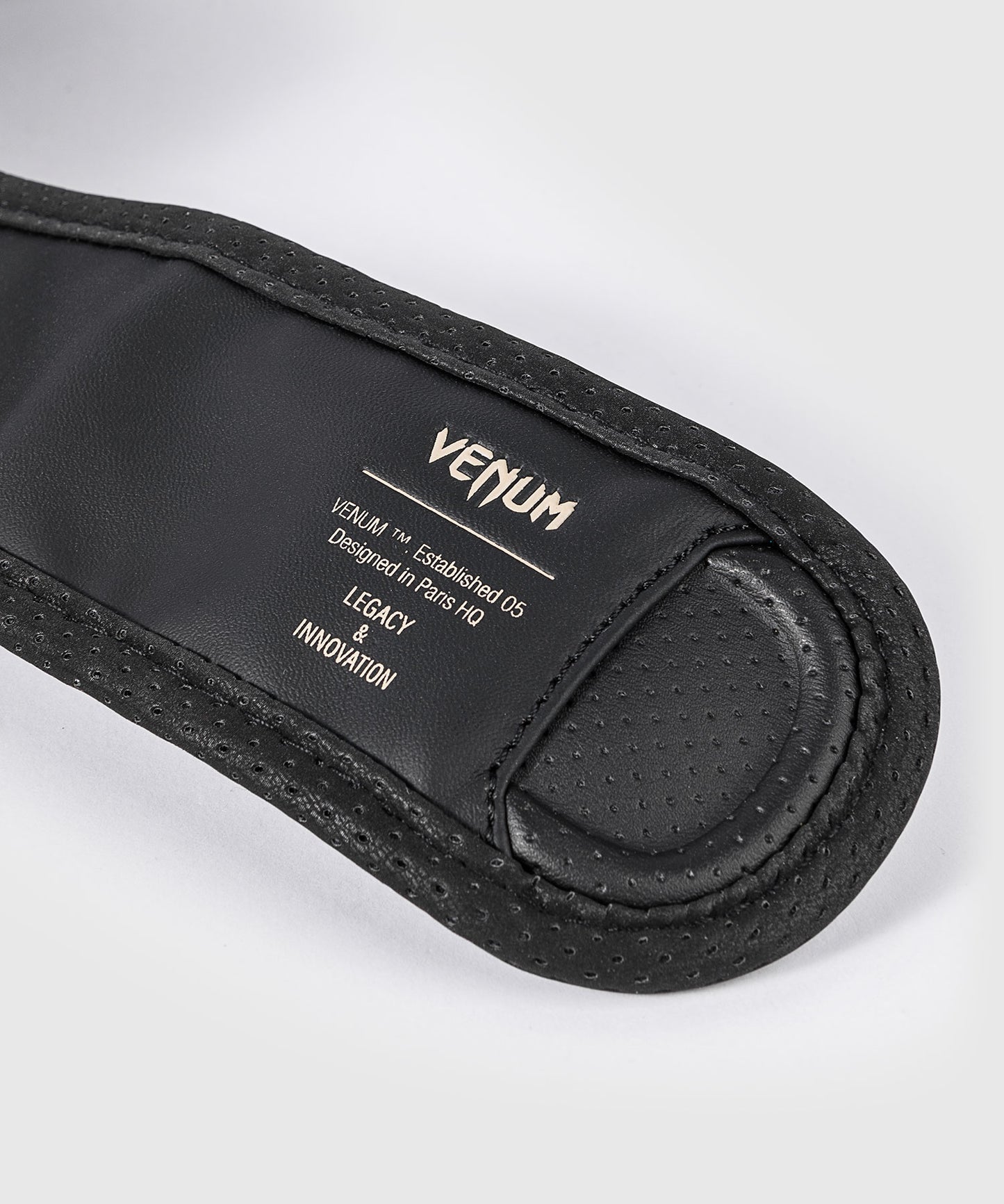 Venum Impact Evo Guantes de combate MMA - Negro