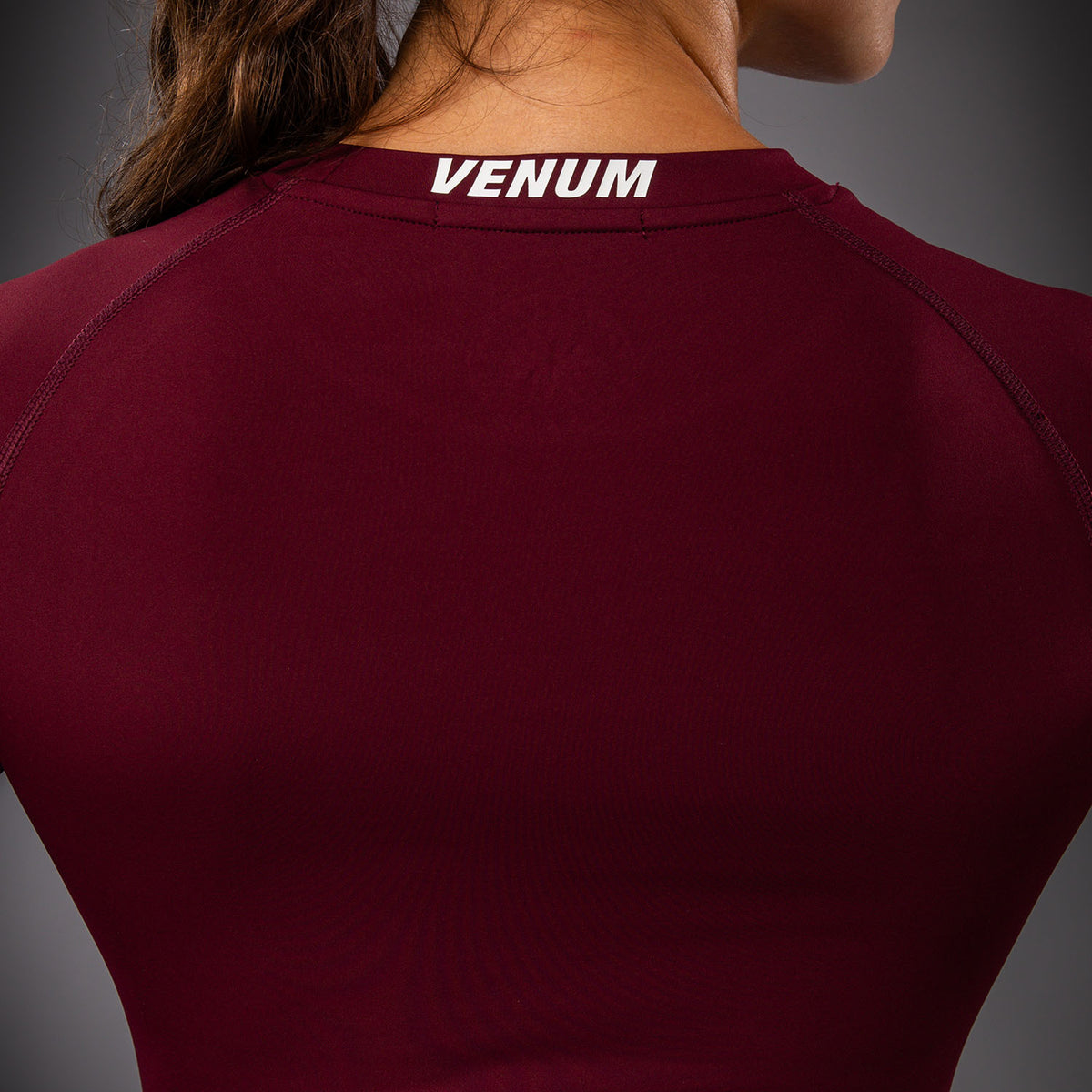 Venum Aero XT Rashguard de Manga Larga - Ciruela