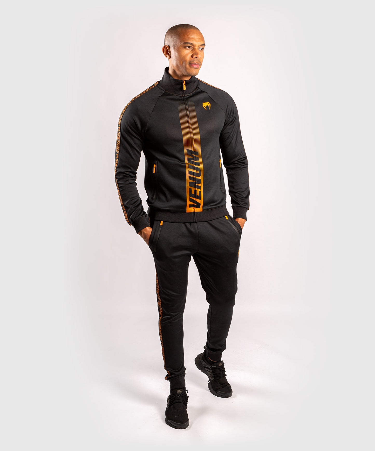 Pantalón de chándal Venum Club 212 - Negro/Naranja