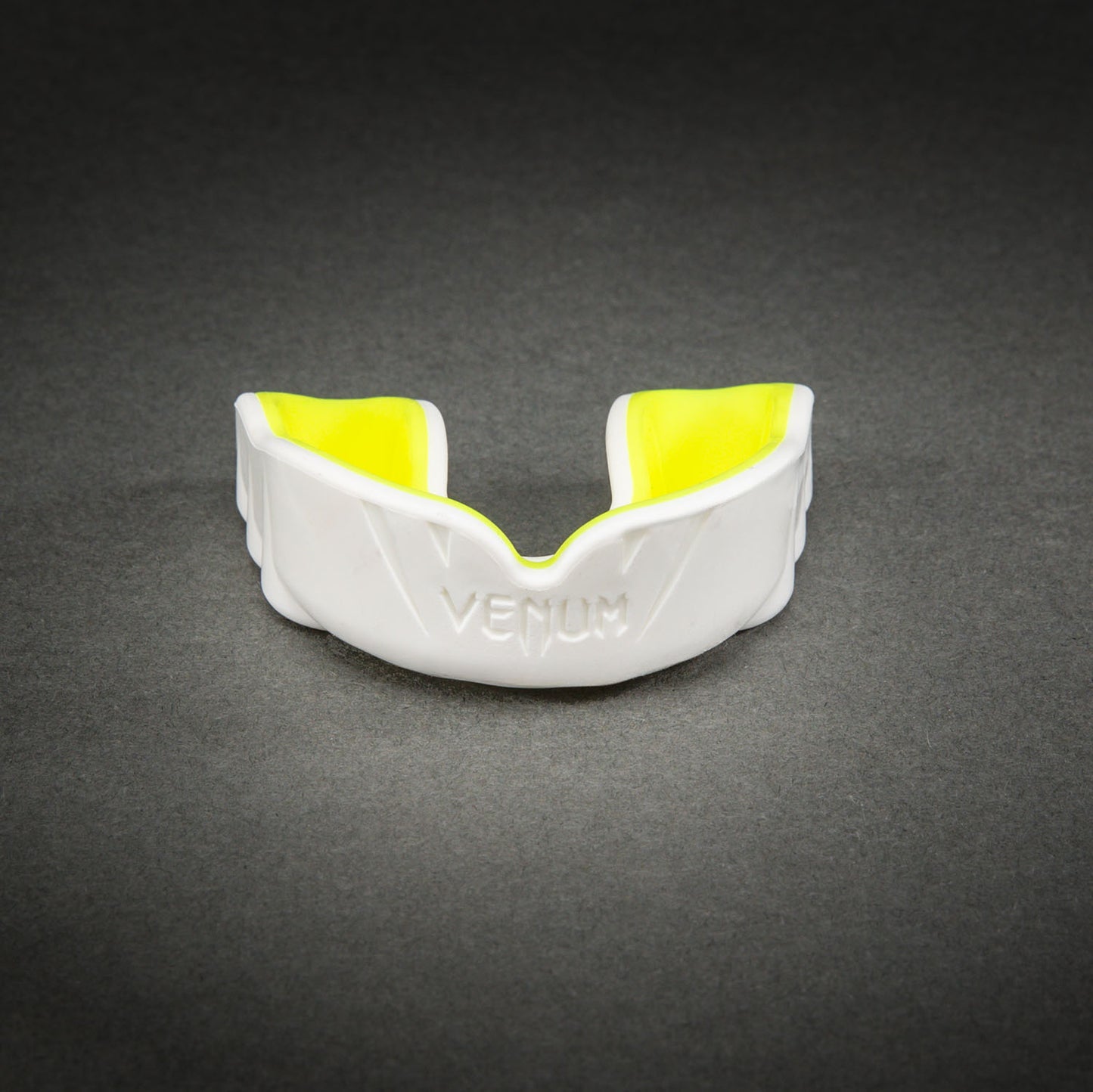 Venum Challenger Protector Bucal – Blanco/Amarillo