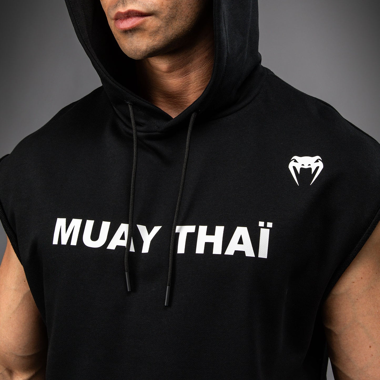 Venum Muay Thai VT Sudadera Sin Mangas - Negro/Blanco