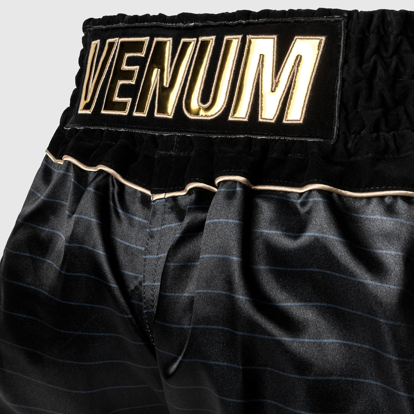 Venum Attack Shorts de Muay Thai - Negro/Gris