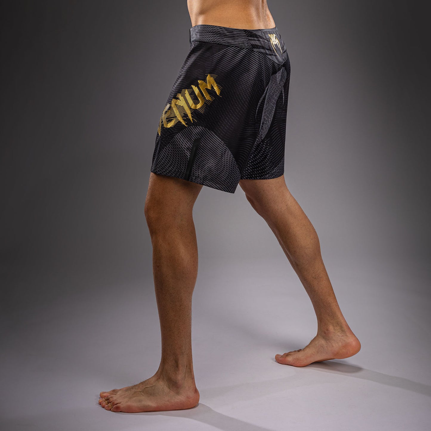 Venum Galactic 3.0 Pantalón Corto de Combate - Negro/Oro