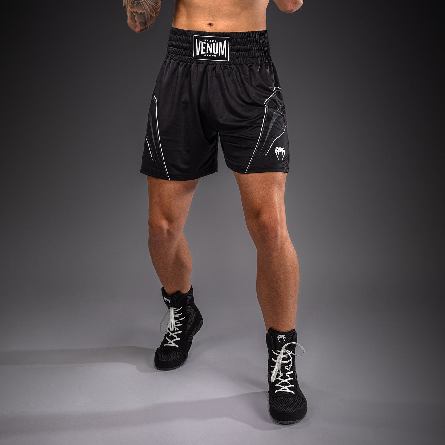 Venum Streamline Short de Boxeo – Negro/Blanco
