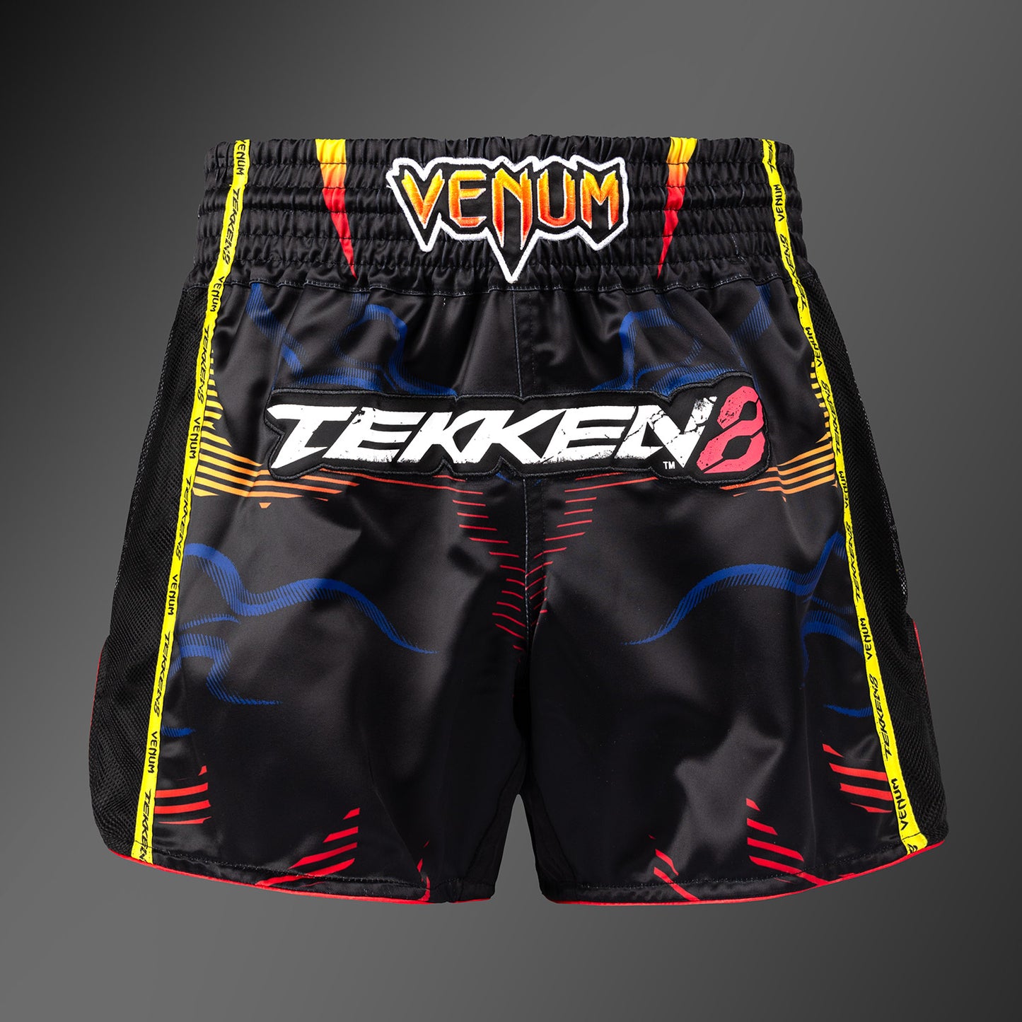 Venum x TEKKEN 8 Short de Muay Thai Yoshimitsu - Negro/Naranja