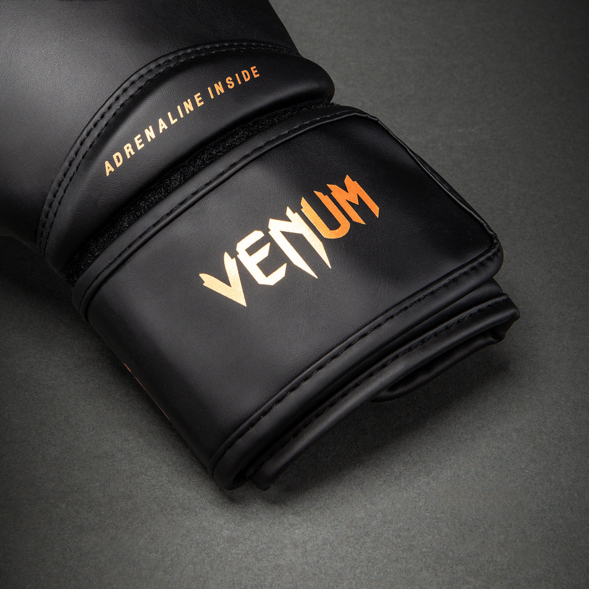 Venum Contender 1.5 Guantes de boxeo - Negro/Dorado