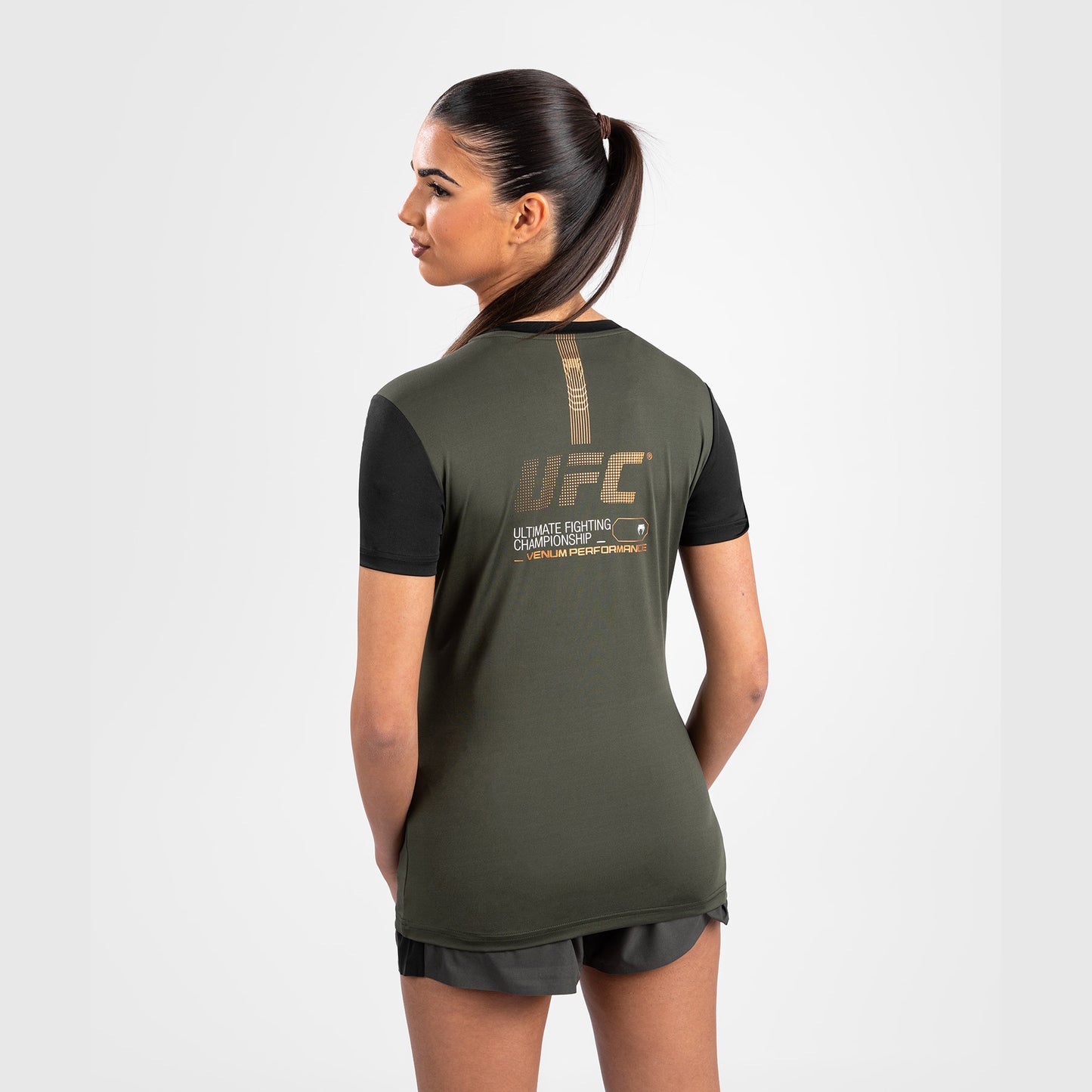 UFC Adrenaline by Venum Fight Week Camiseta Dry-Tech para Mujer - Caqui/Bronce