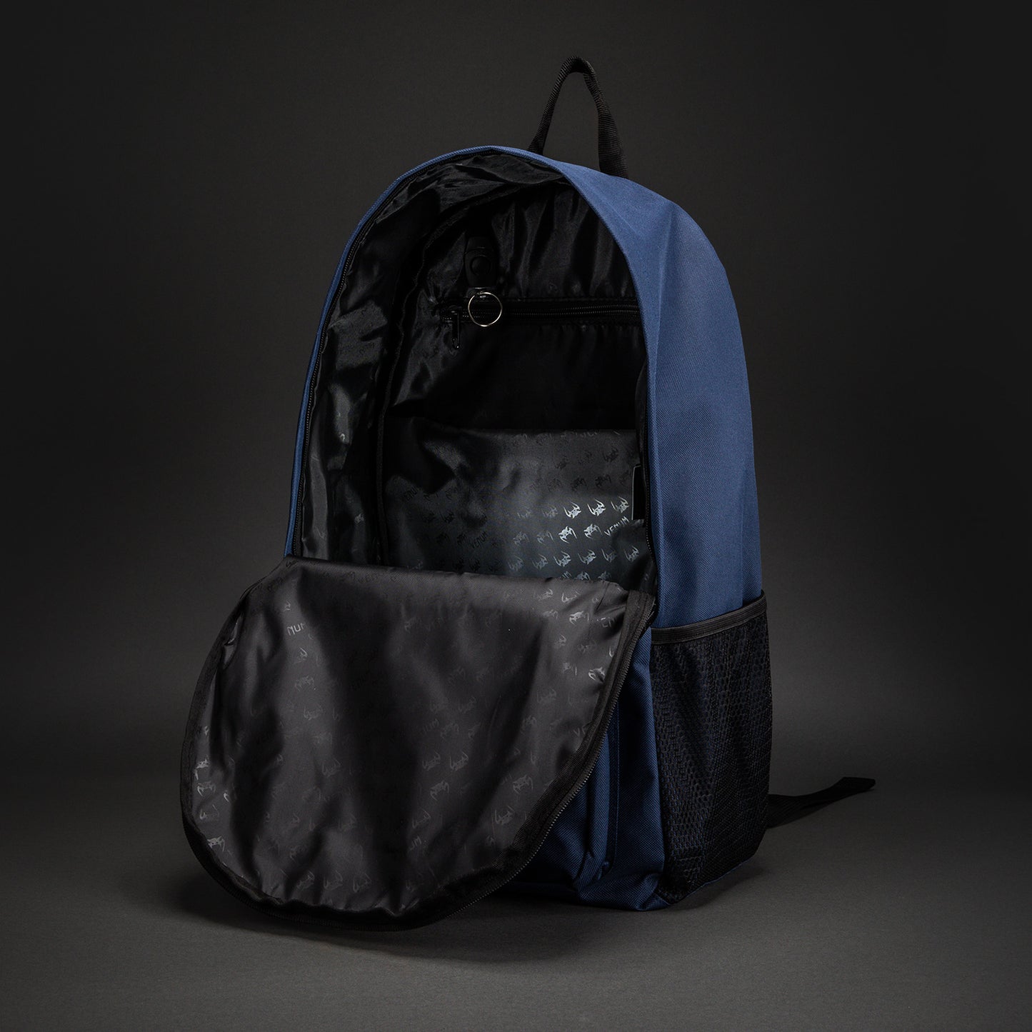 Venum Essential Bolsa de Deporte (24 L) - Azul Marino