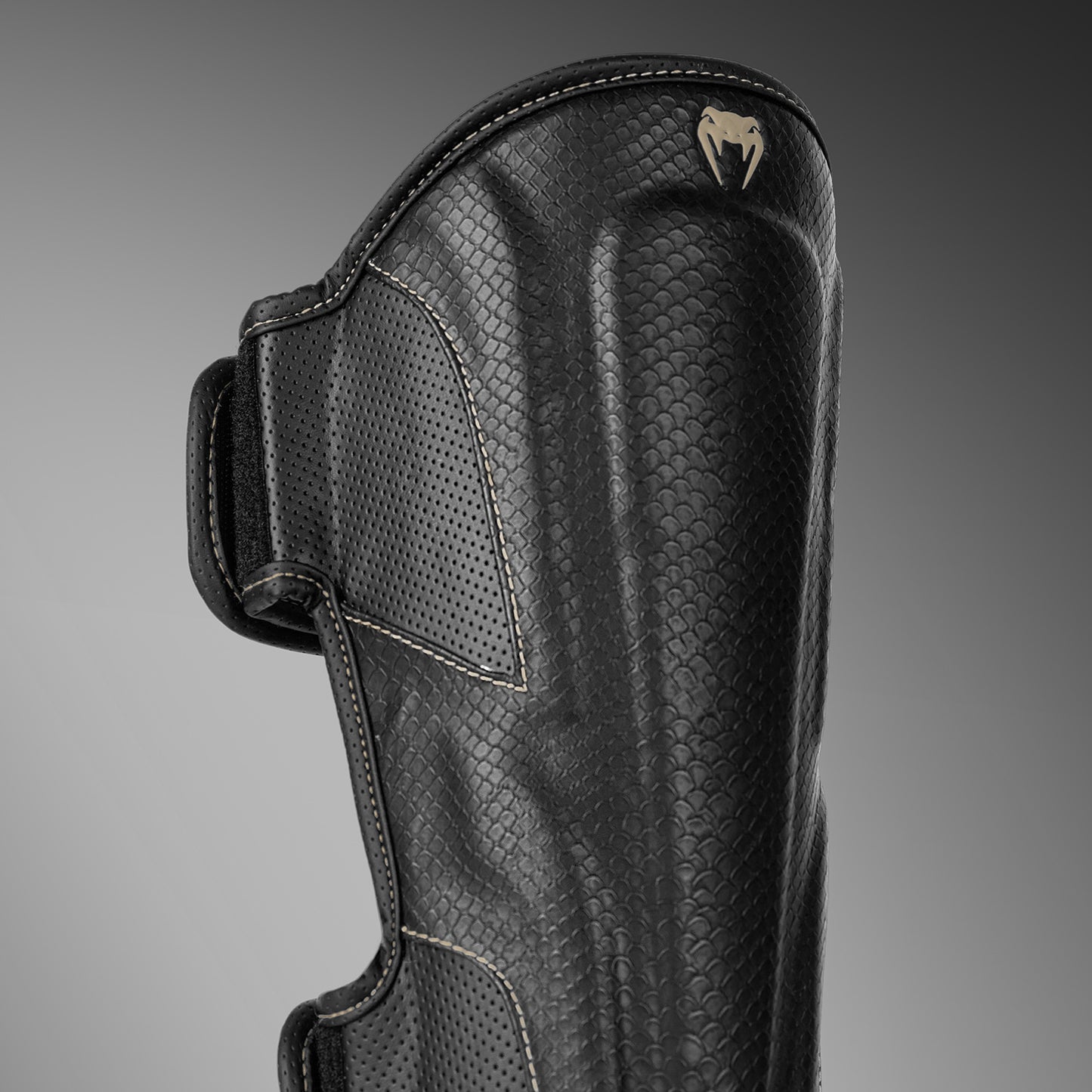 Venum Impact Evo Scales Espinilleras – Negro