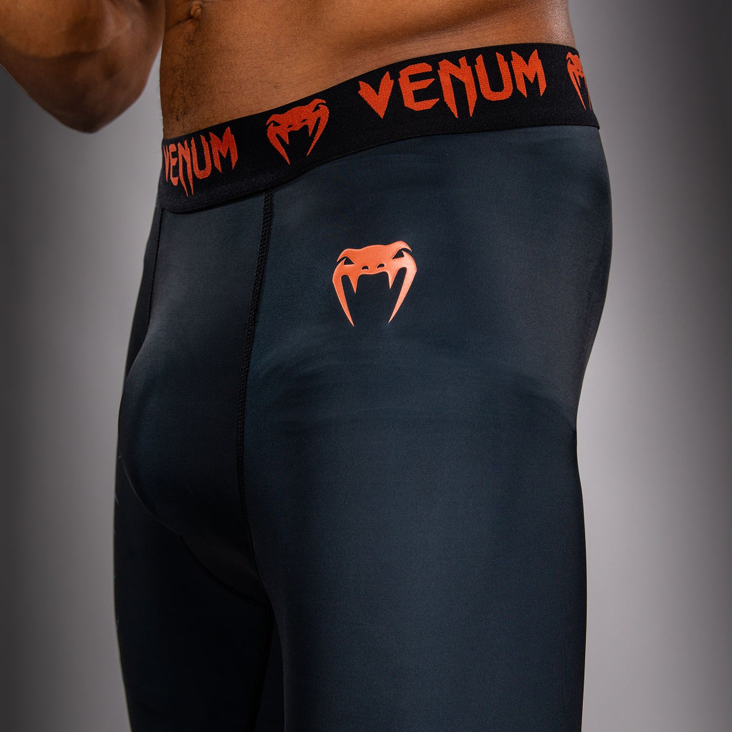 Venum Thunder Dragon Spats – Negro/Gris/Cobre