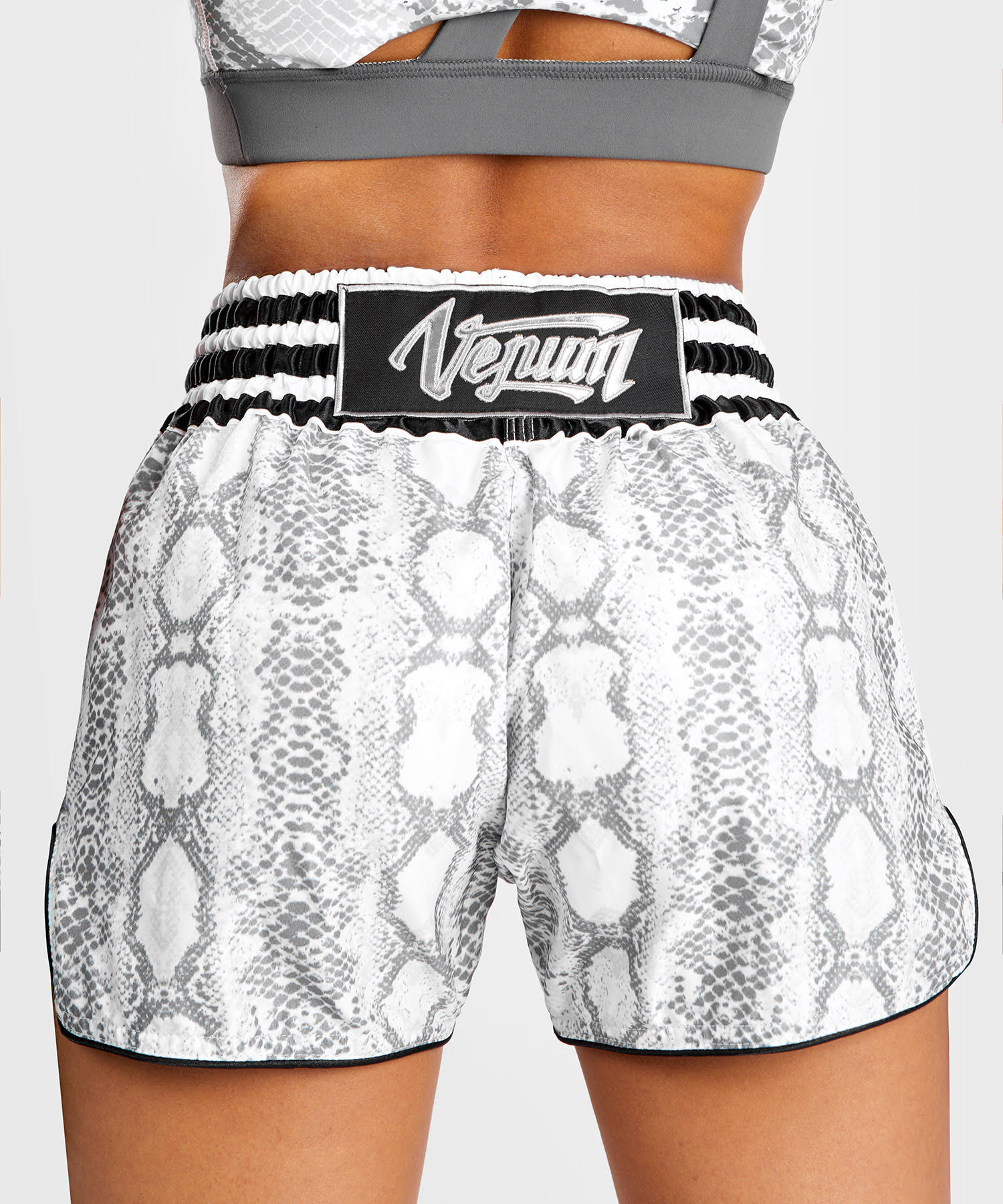 RVCA Muay Thai - Pantalones cortos deportivos para Mujer