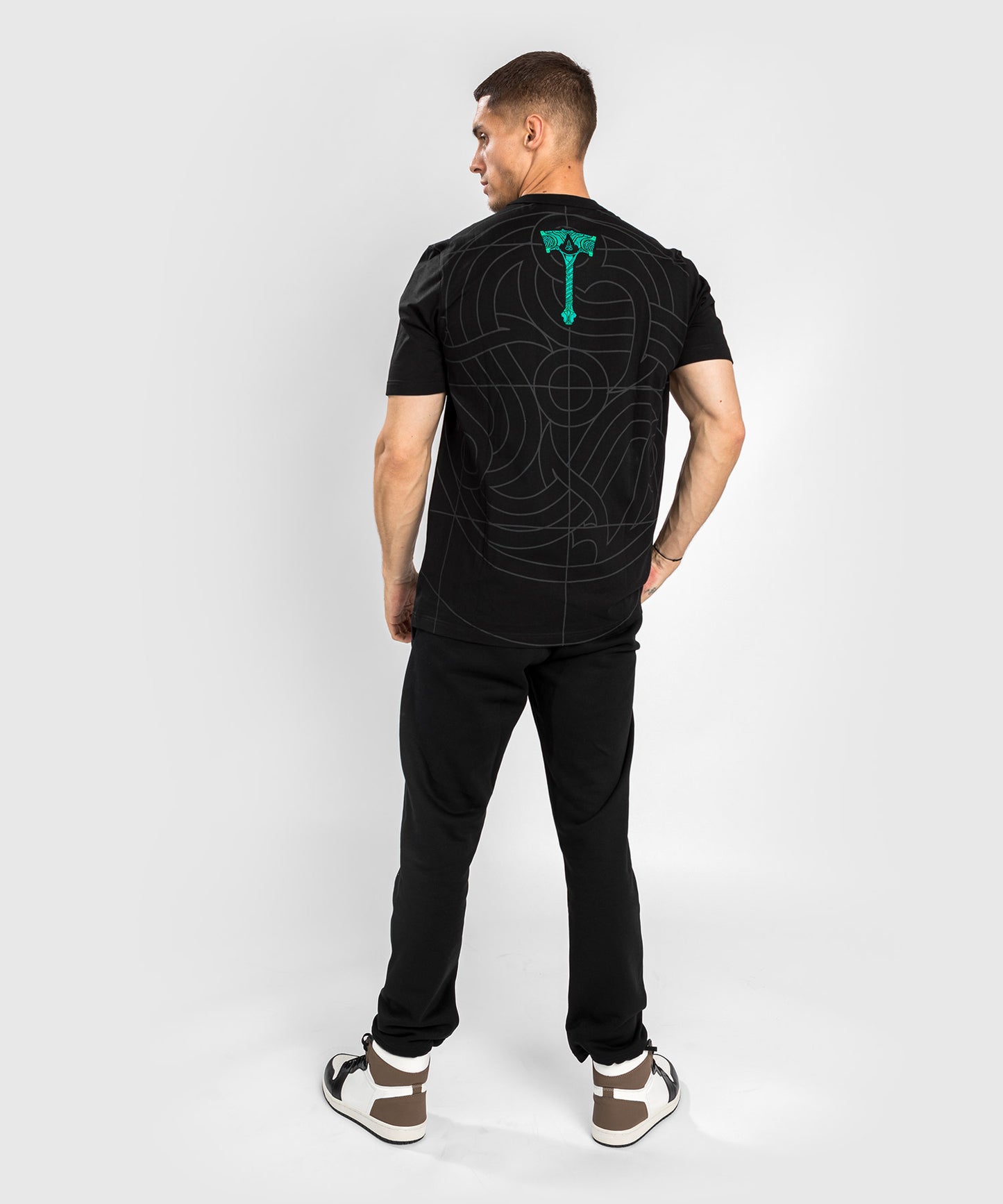 Camiseta Venum Assassin's Creed Reloaded - Negro