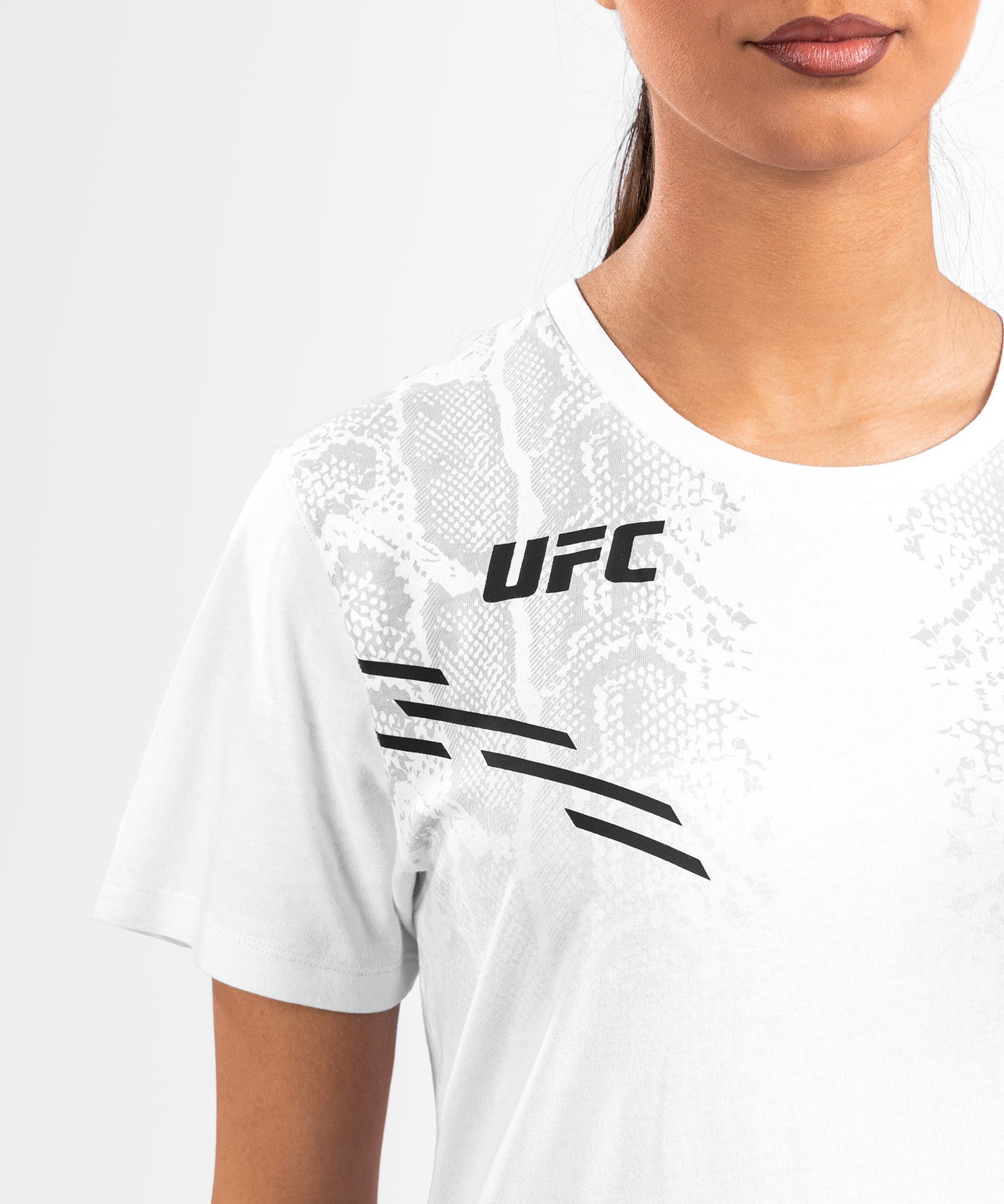 UFC Adrenaline by Venum Replica Camiseta manga corta para Mujer - Blanca