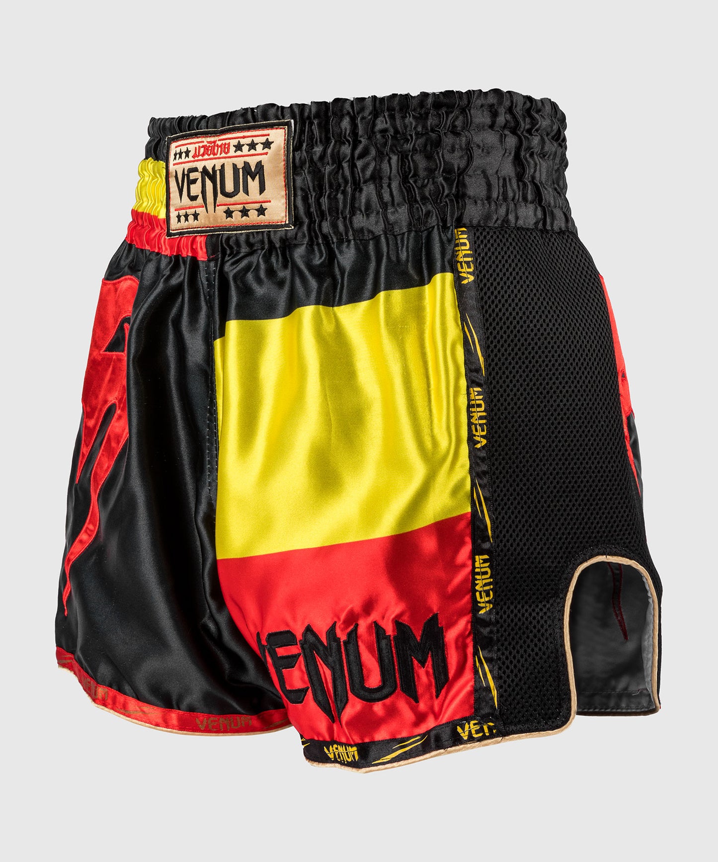 Pantalón corto Venum Giant Muay Thai - Negro/Amarillo/Rojo
