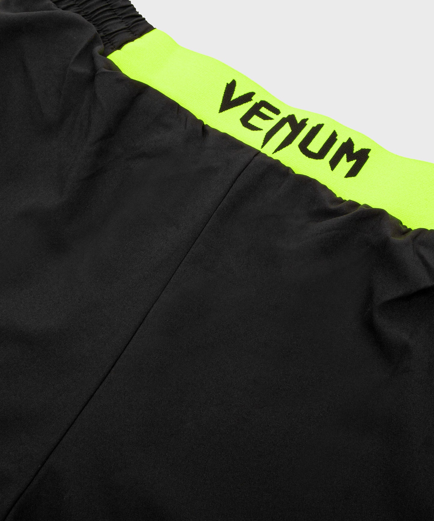 Pantalón corto de entrenamiento Venum Classic - Negro/Amarillo Fluo