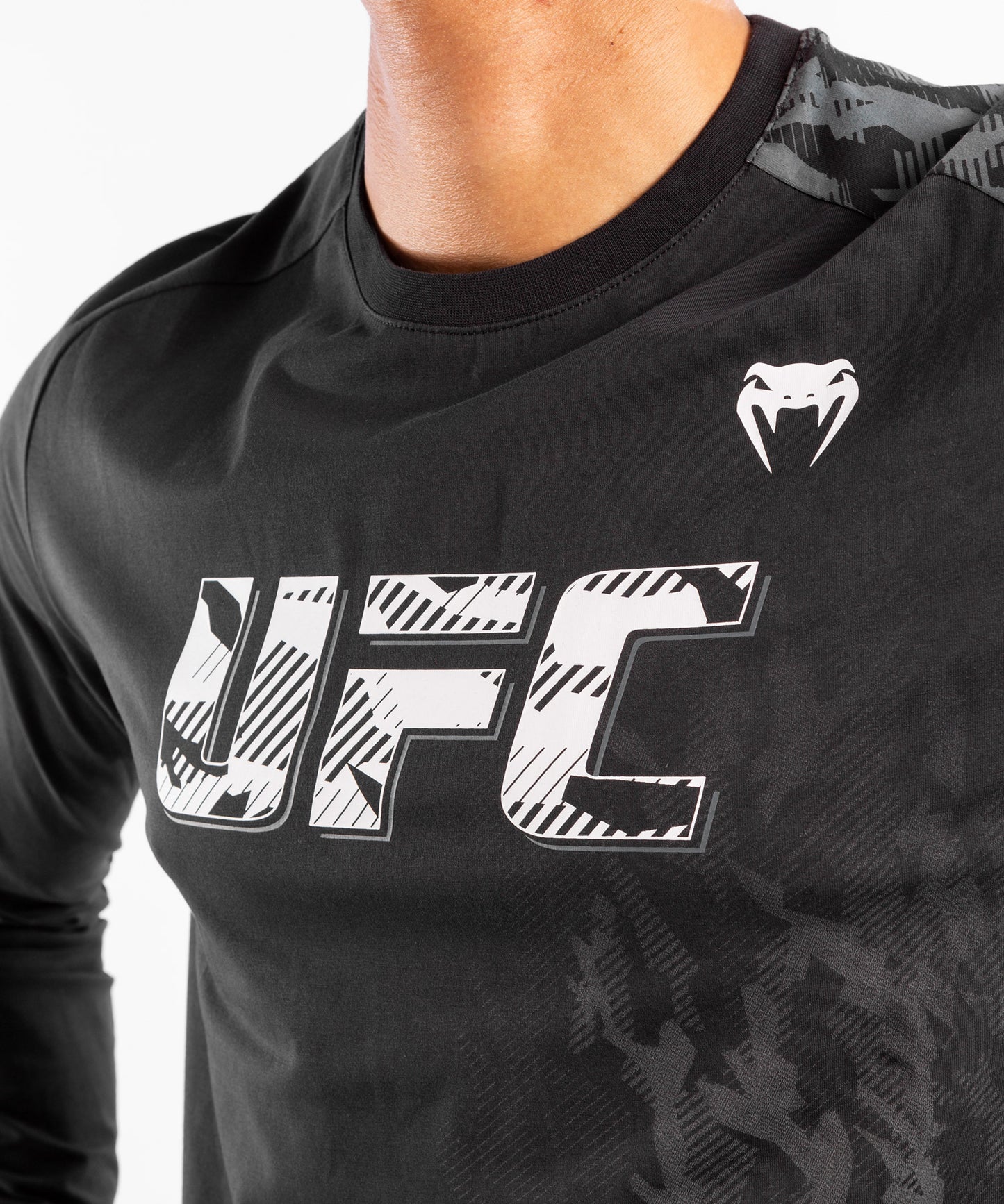 Camiseta De Algodón Manga Larga Para Hombre UFC Venum Authentic Fight Week - Negro