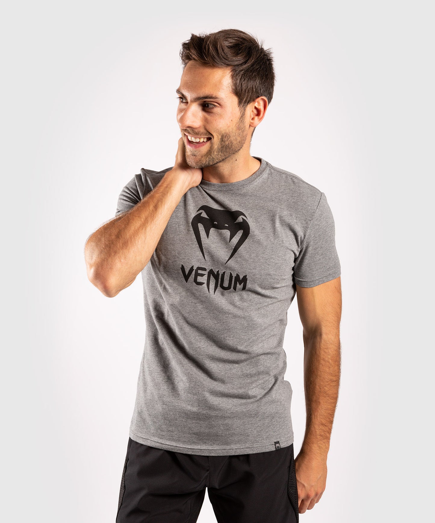 Camiseta Venum Classic – Gris Ceniza