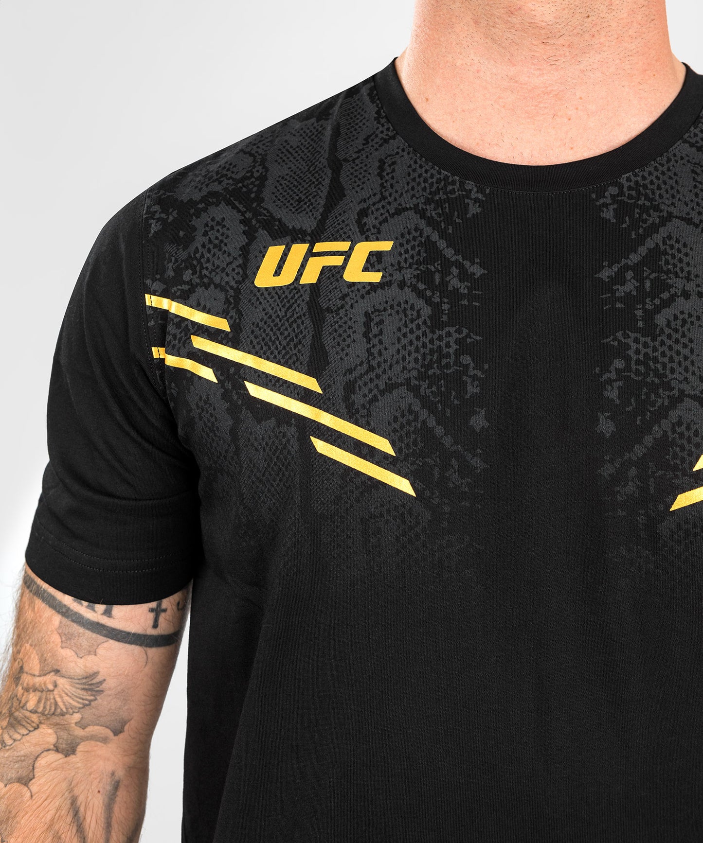 UFC Adrenaline by Venum Replica Camiseta de manga corta para Hombre - Champion