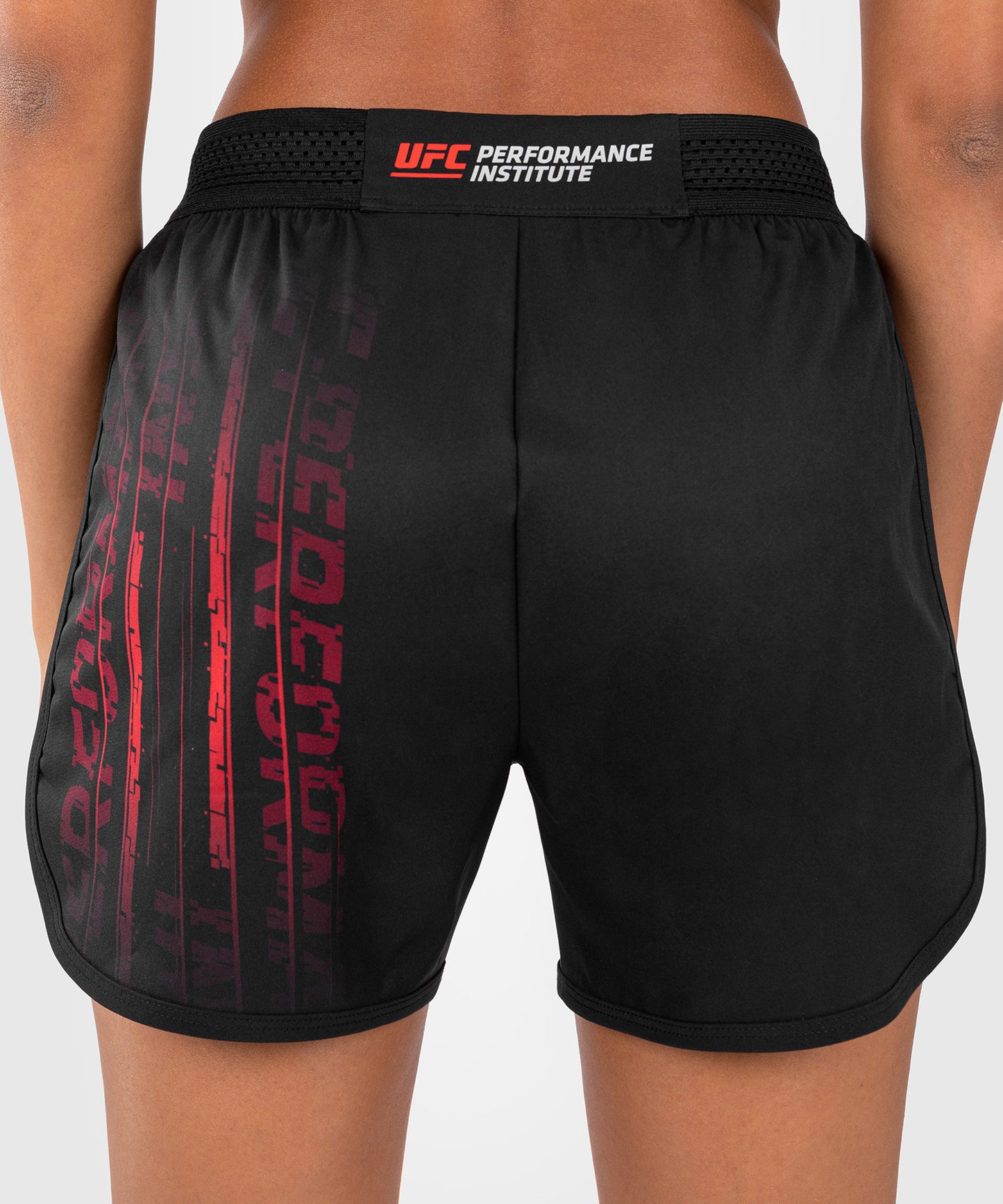 UFC Venum Performance Institute 2.0 Pantalón Corto de Entrenamiento para Mujer - Negro/Rojo
