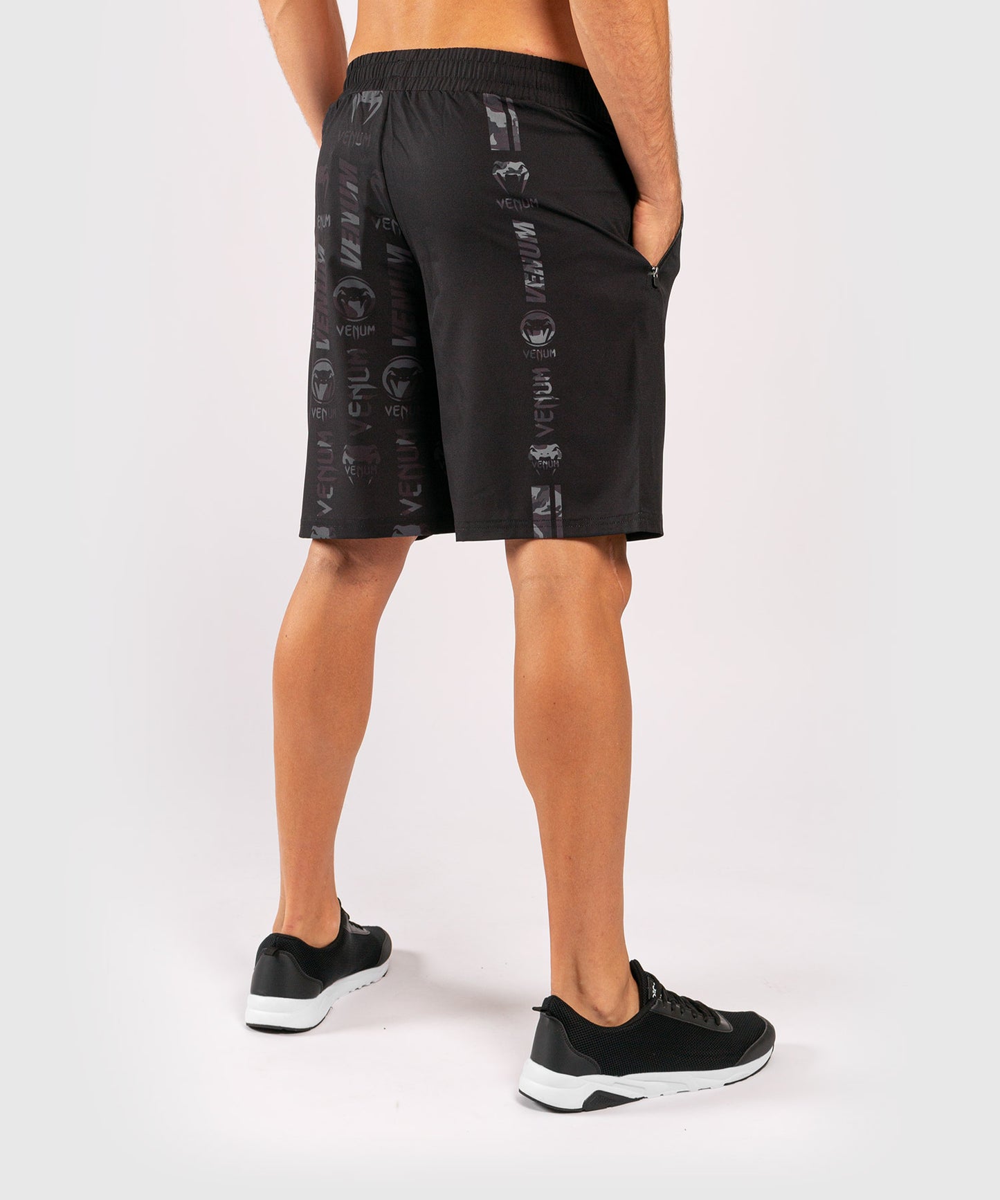 Pantalones Cortos Fitness Venum Logos  - Negro/Camo Urbano