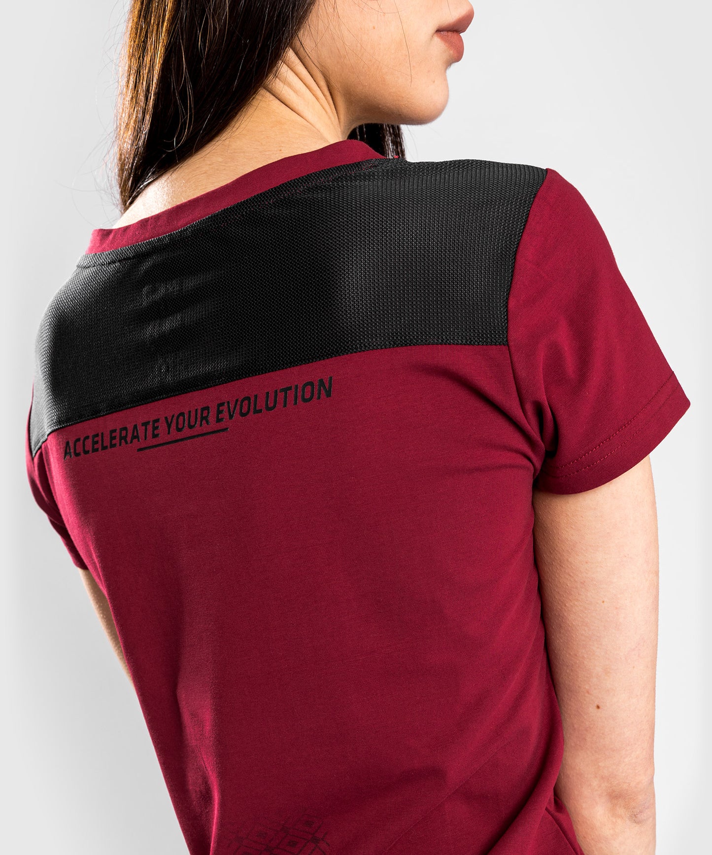 Camiseta Venum UFC Performance Institute - Para mujer - Rojo