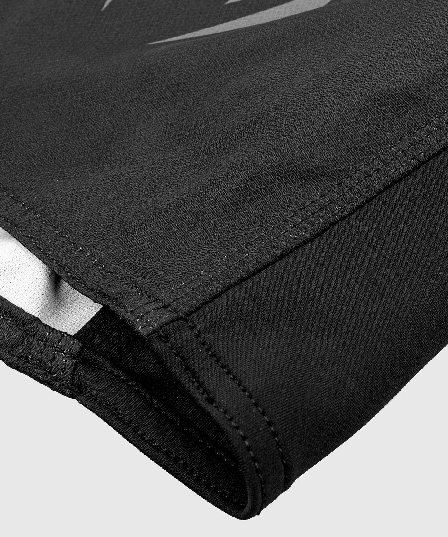 Pantalones cortos MMA Venum Light 3.0 - Negro/Camo Oscuro