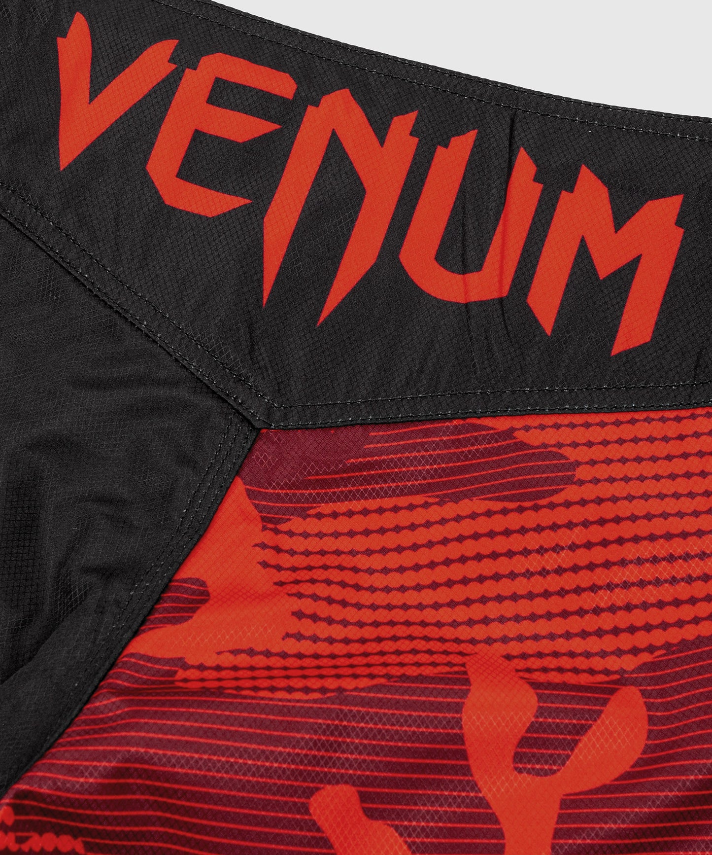 Pantalones cortos MMA Venum Light 3.0 - Rojo/Negro
