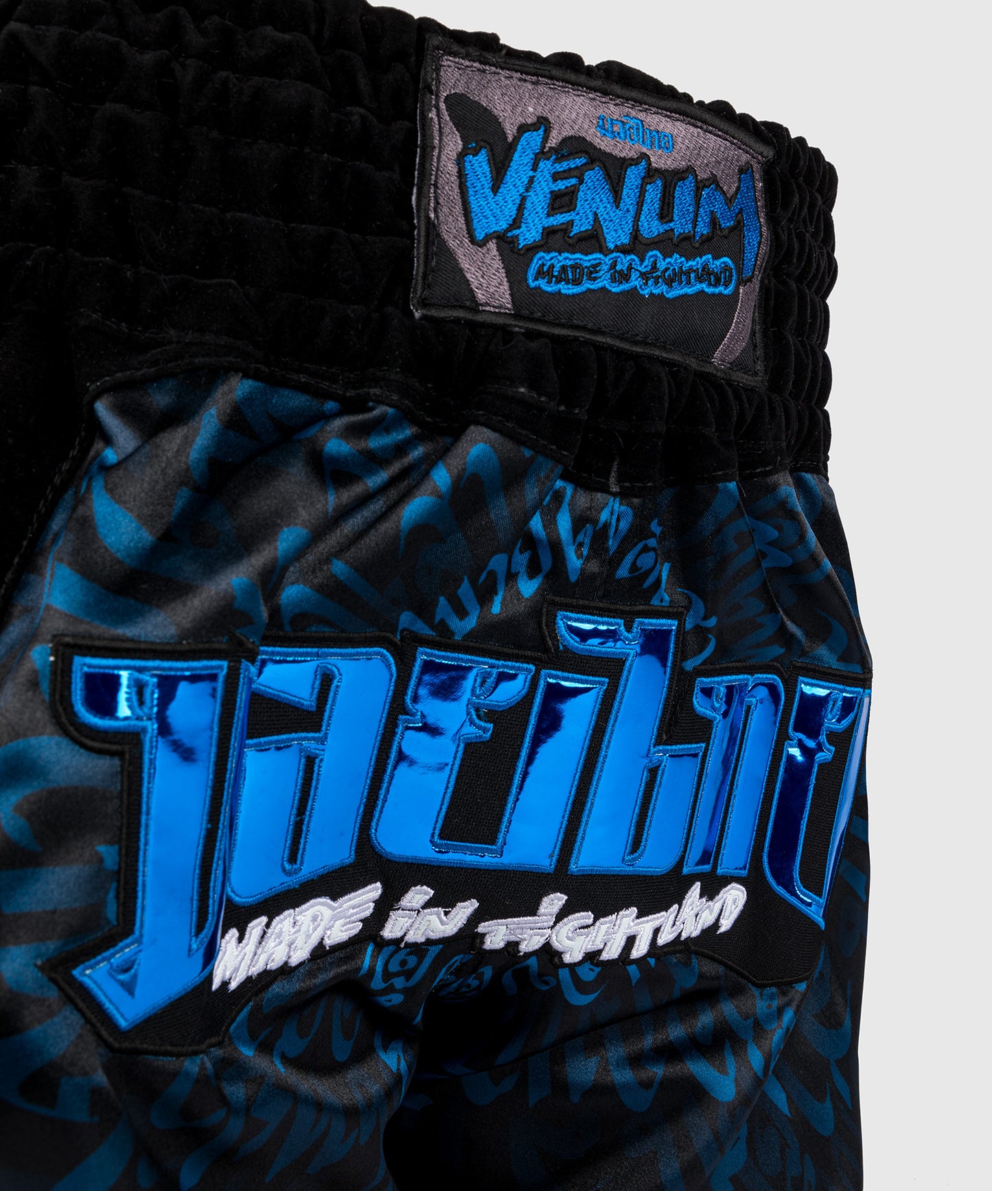 Venum Attack Pantalones cortos de Muay Thai - Negro/Azul