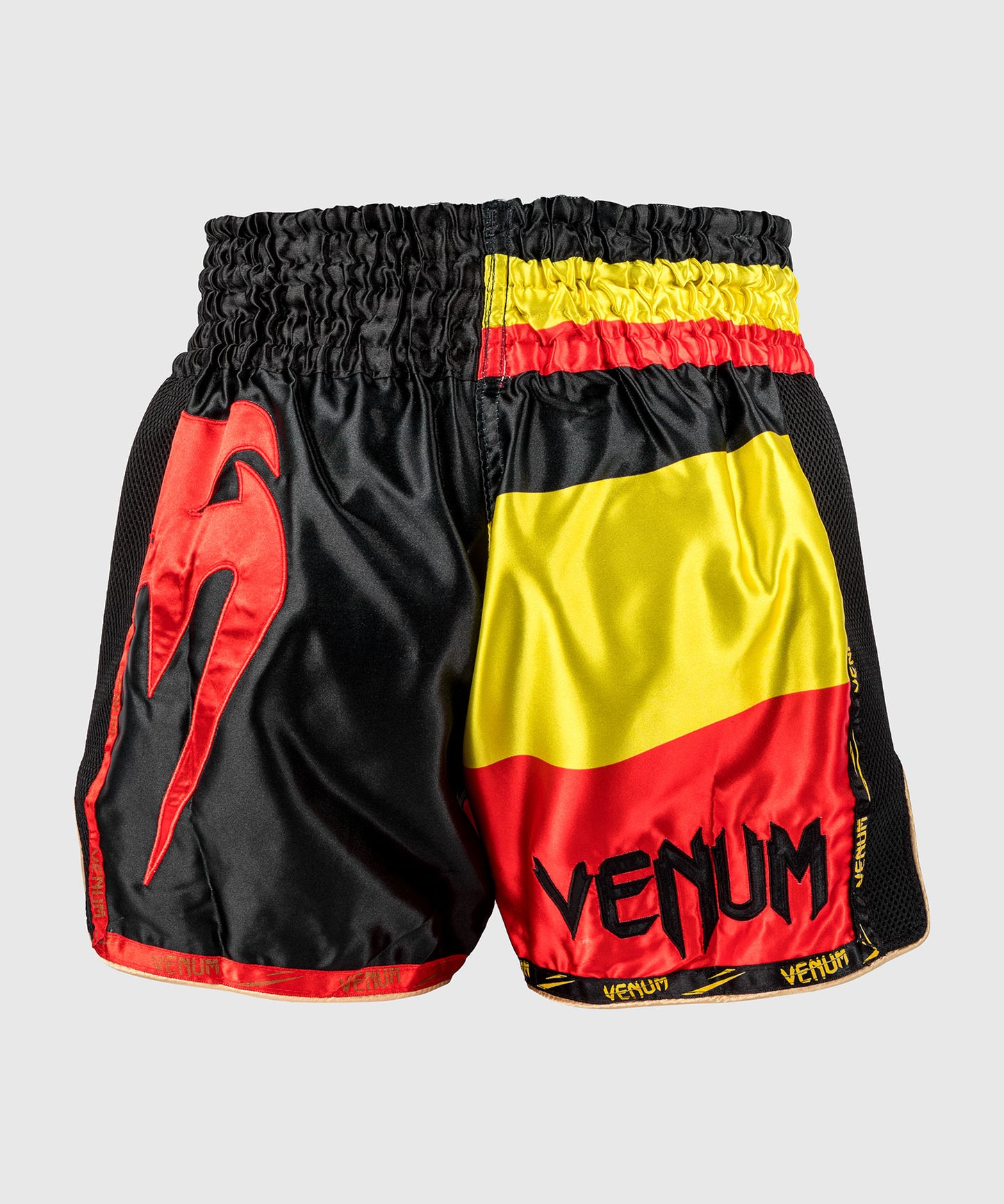 Pantalón corto Venum Giant Muay Thai - Negro/Amarillo/Rojo