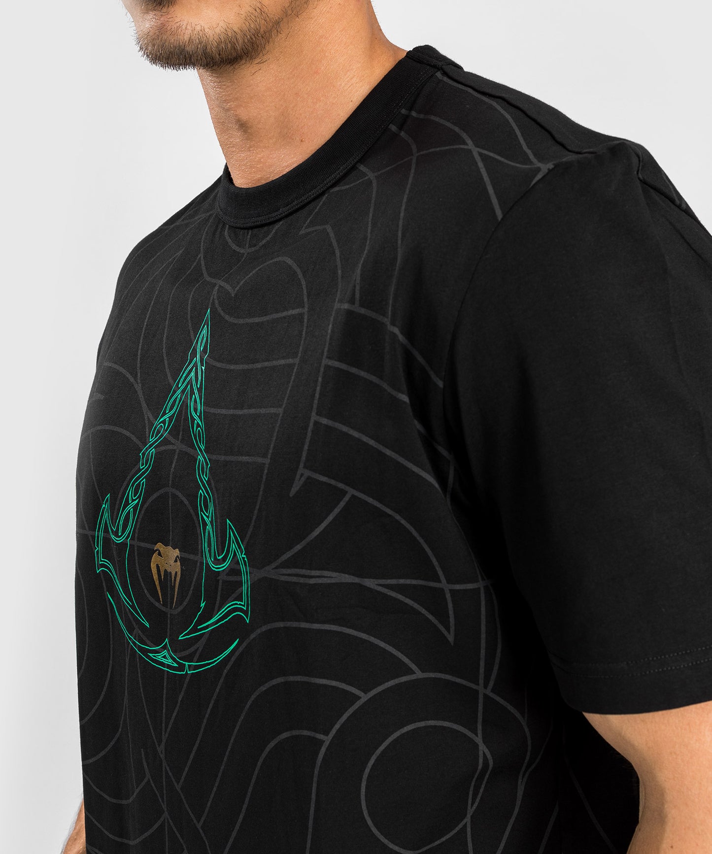 Camiseta Venum Assassin's Creed Reloaded - Negro