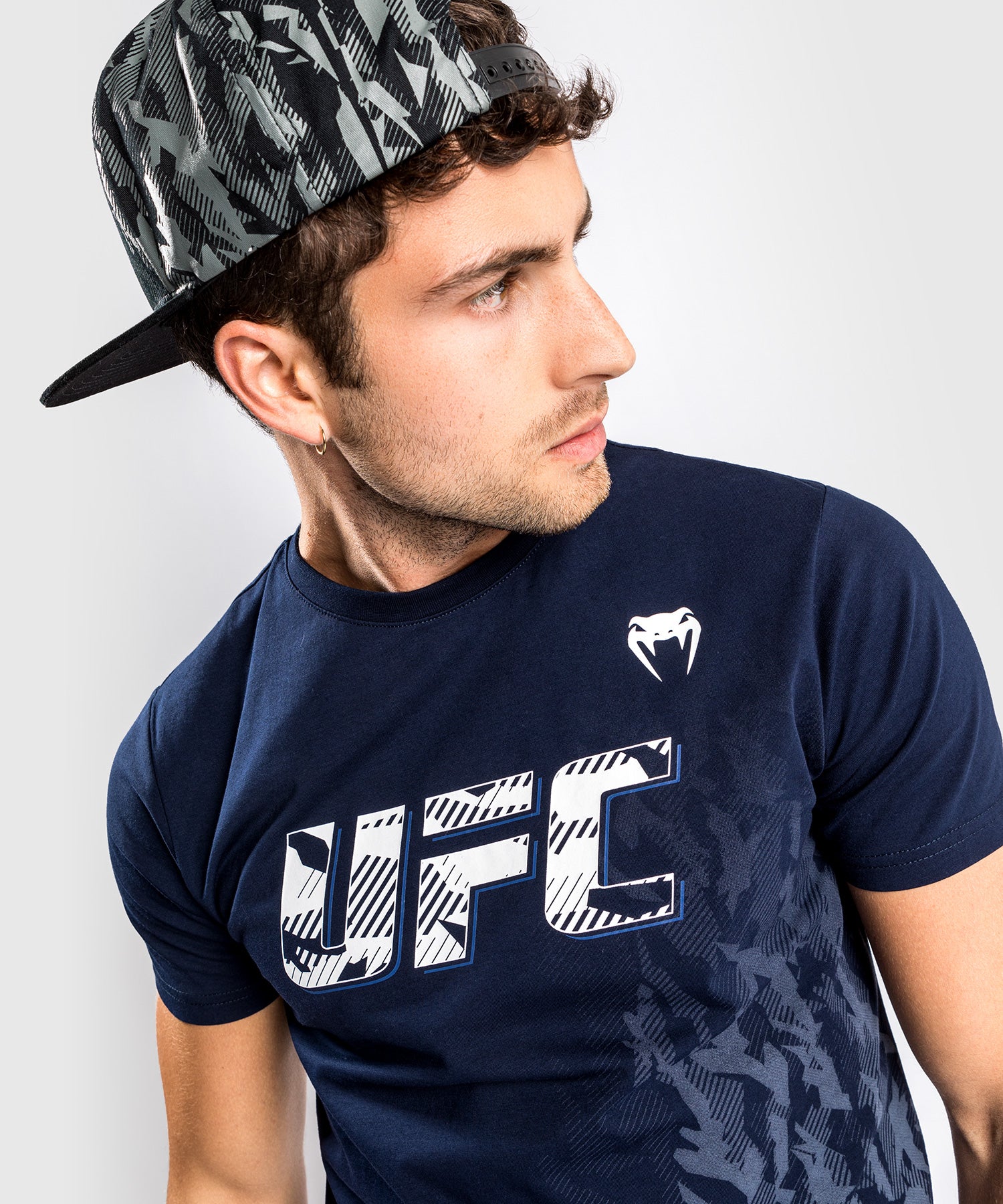 Camiseta Venum UFC Replica manga corta