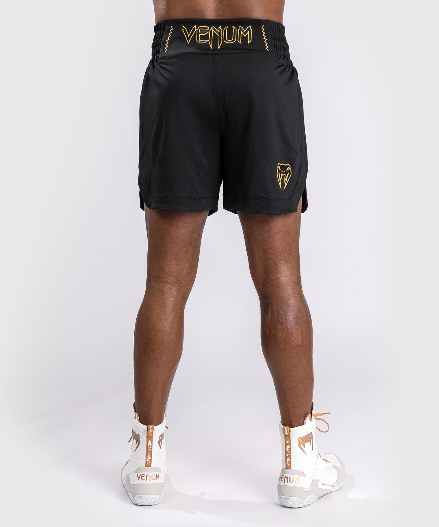 Venum Classic  Boxing Shorts - Negro/Dorado