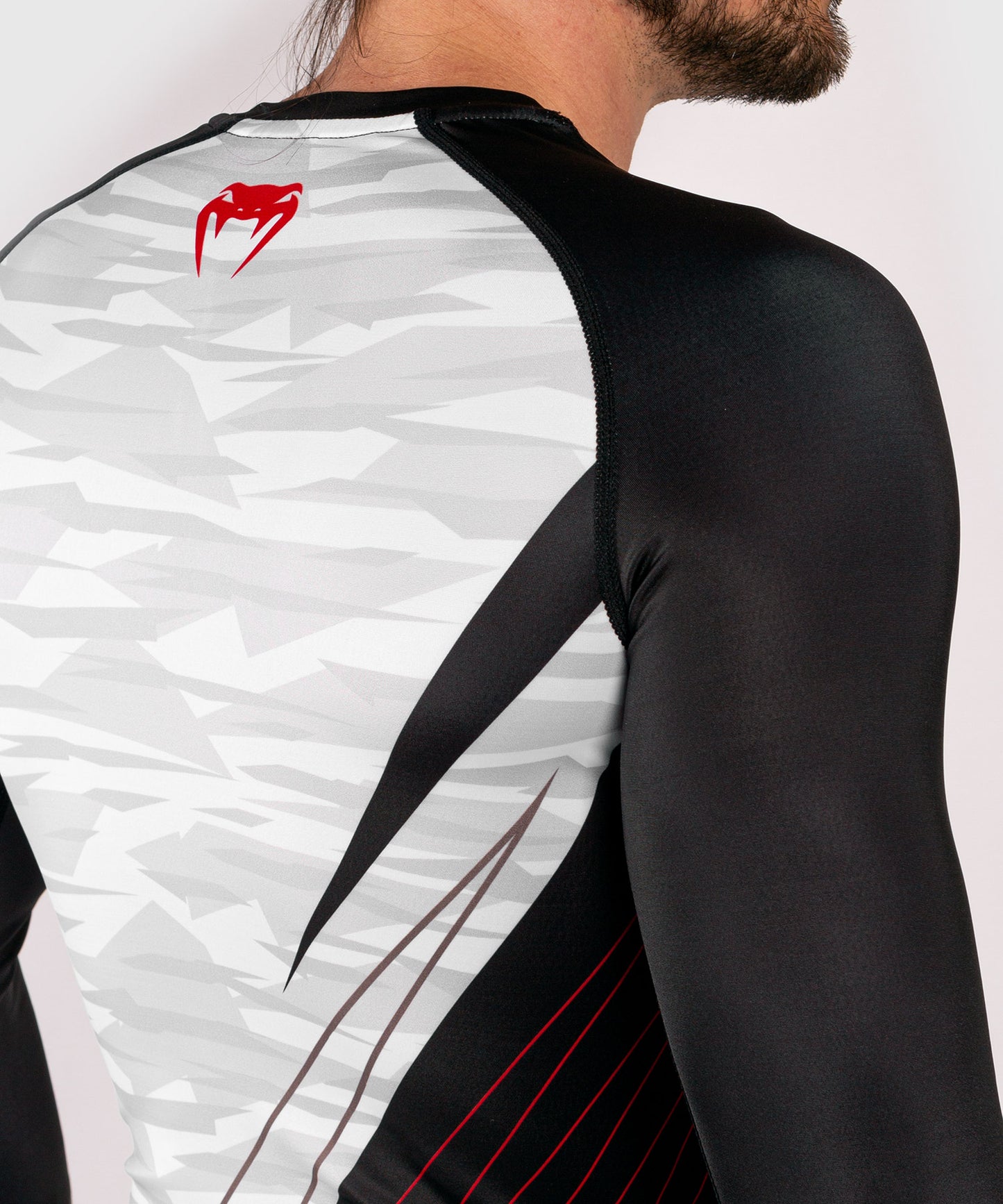 Venum Contender 5.0 Rashguard – Mangas Largas - White/Camo